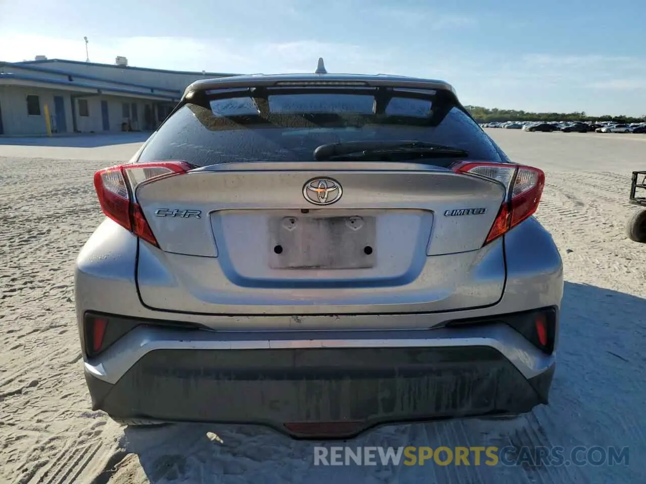 6 fotografías del automóvil dañado NMTKHMBX4KR074894 TOYOTA C-HR 2019