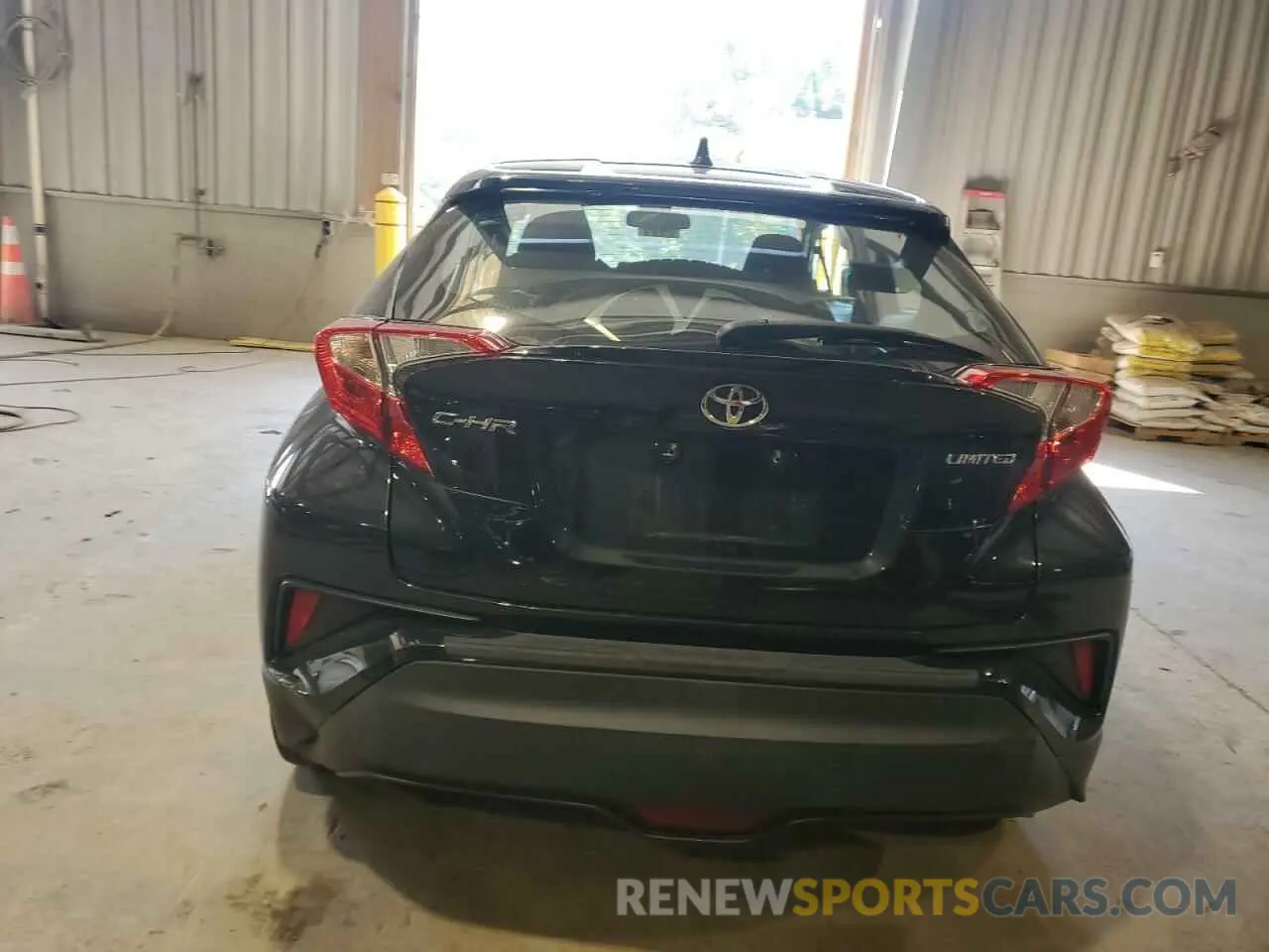 6 fotografías del automóvil dañado NMTKHMBX4KR078279 TOYOTA C-HR 2019