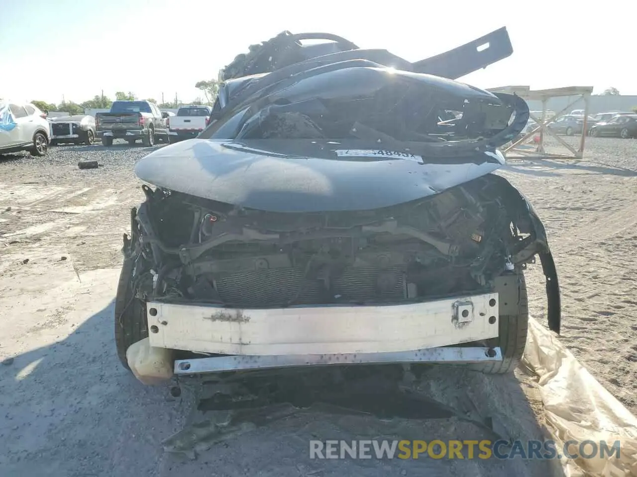 5 fotografías del automóvil dañado NMTKHMBX4KR078685 TOYOTA C-HR 2019