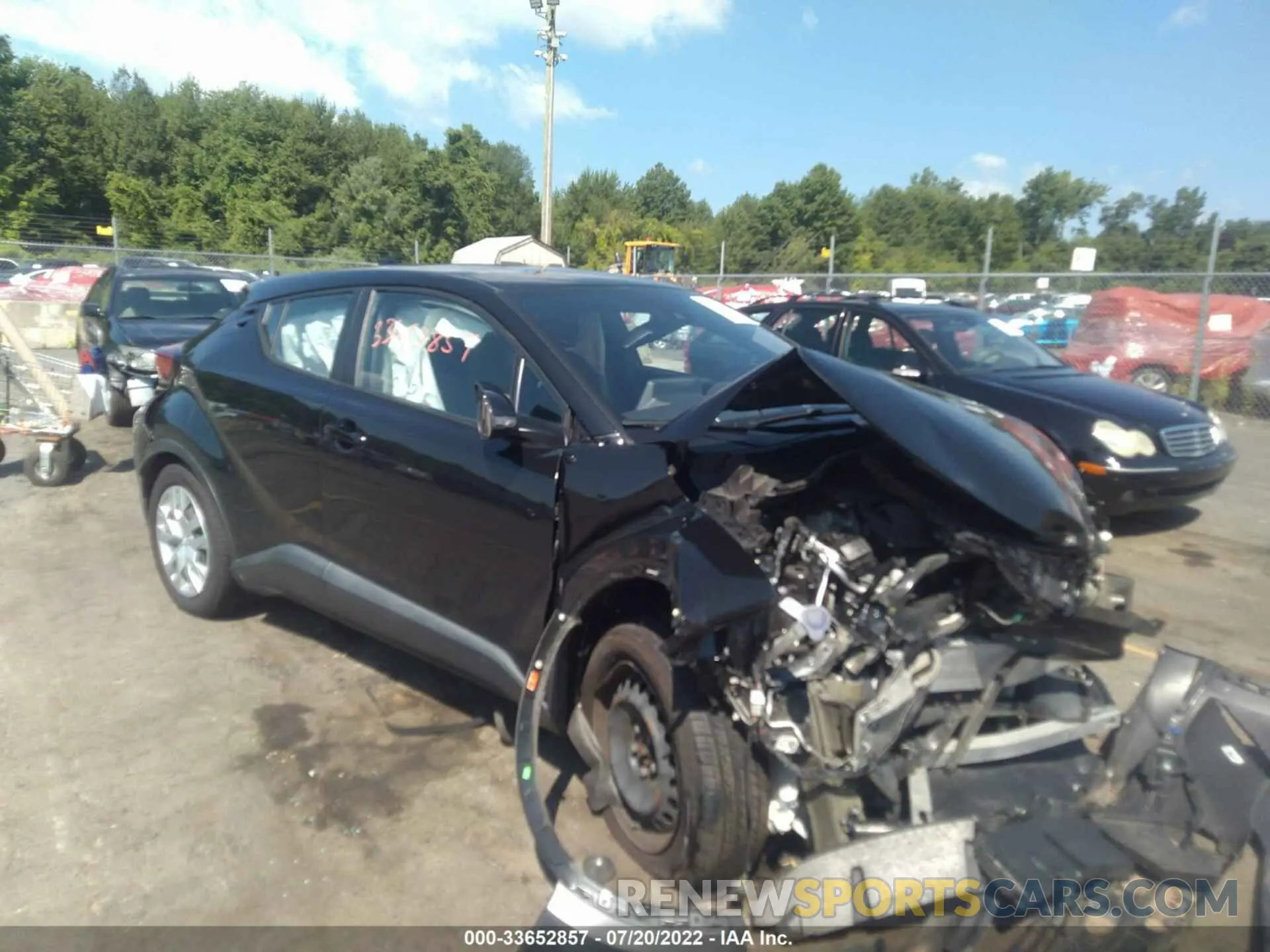 1 fotografías del automóvil dañado NMTKHMBX4KR079349 TOYOTA C-HR 2019