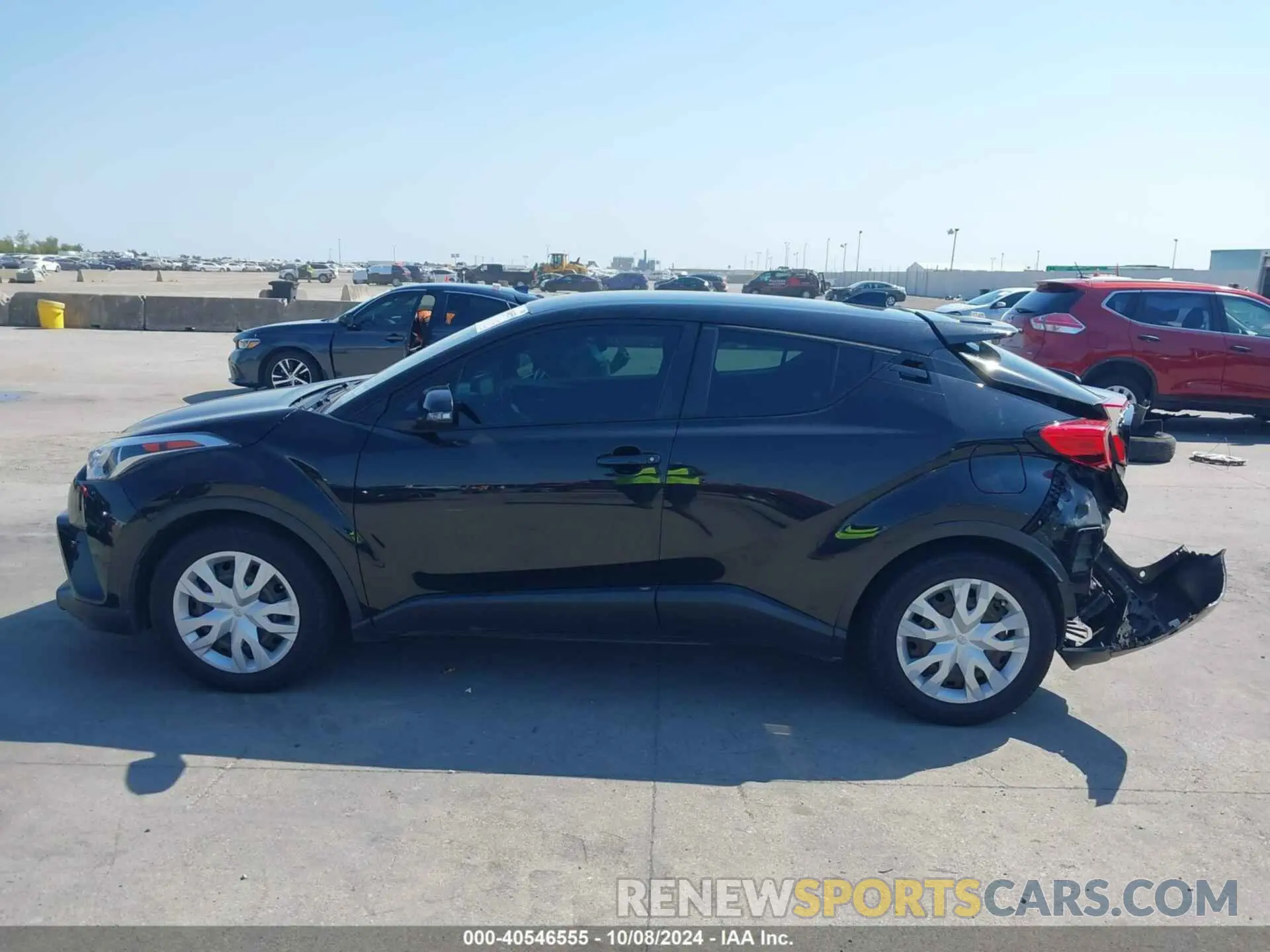 14 fotografías del automóvil dañado NMTKHMBX4KR079397 TOYOTA C-HR 2019