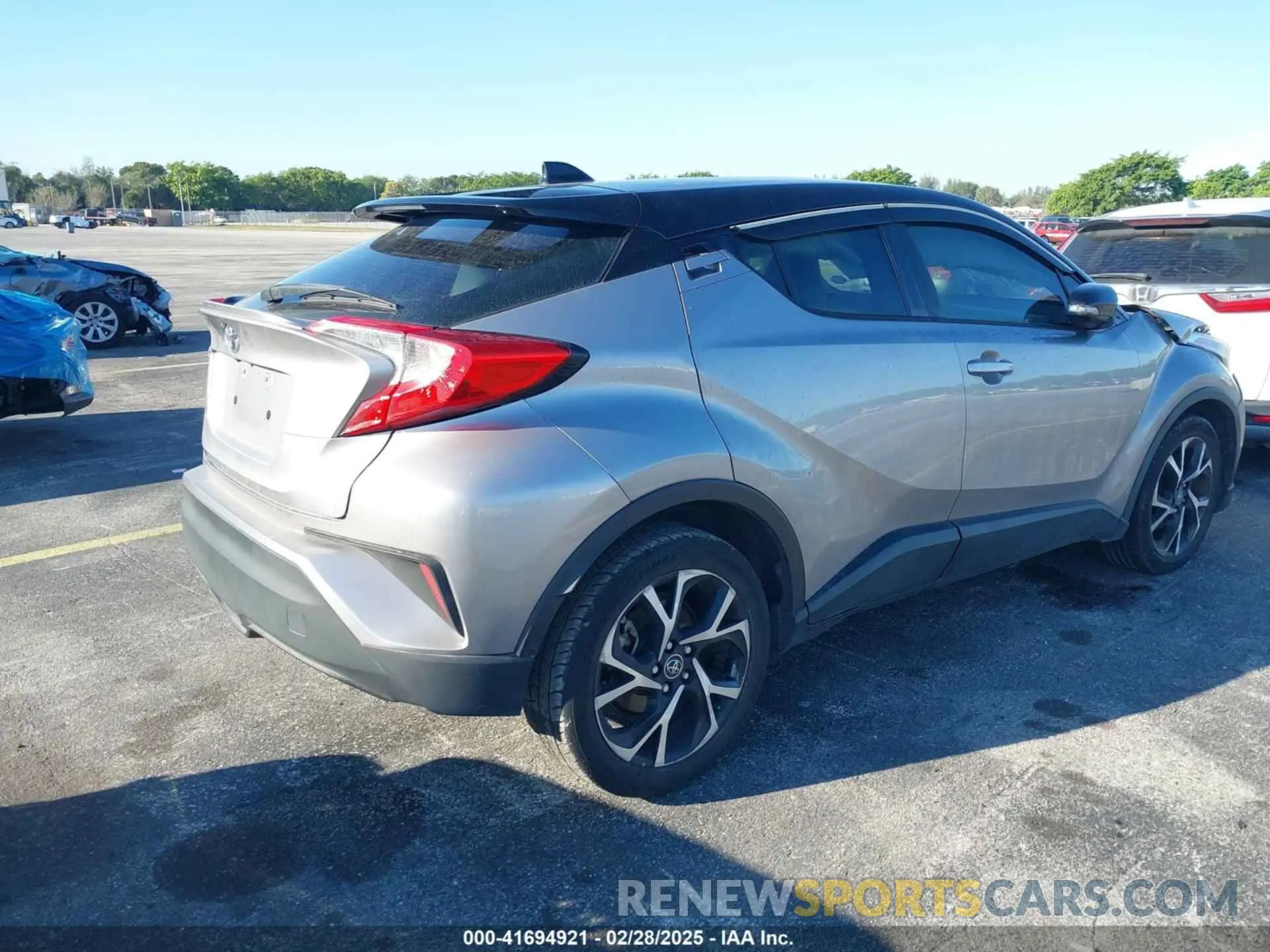 4 fotografías del automóvil dañado NMTKHMBX4KR082574 TOYOTA C-HR 2019