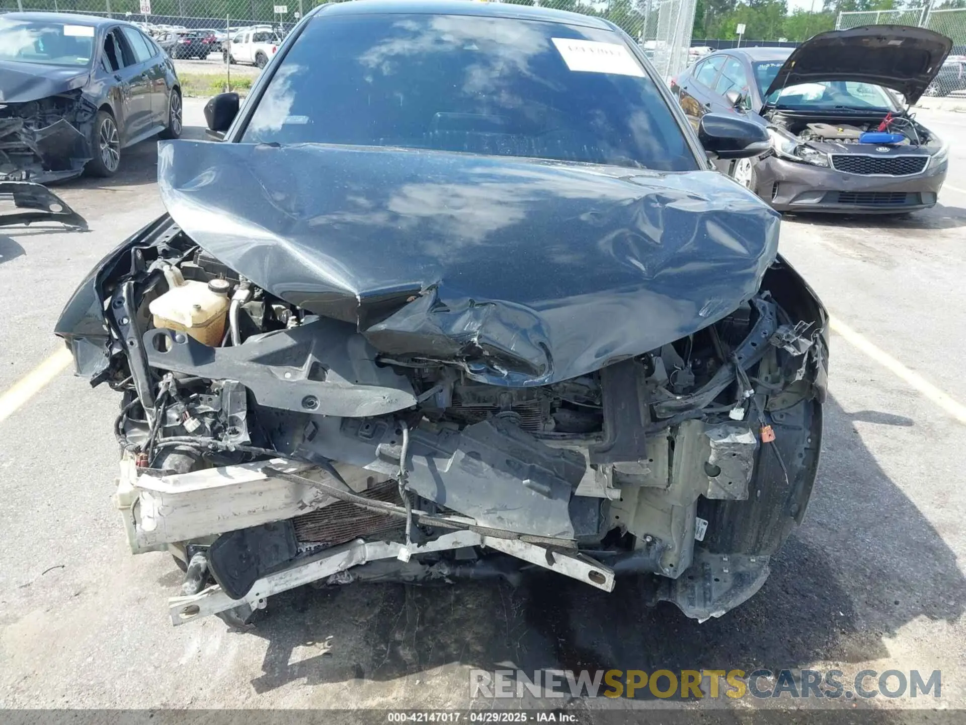 6 fotografías del automóvil dañado NMTKHMBX4KR096569 TOYOTA C-HR 2019