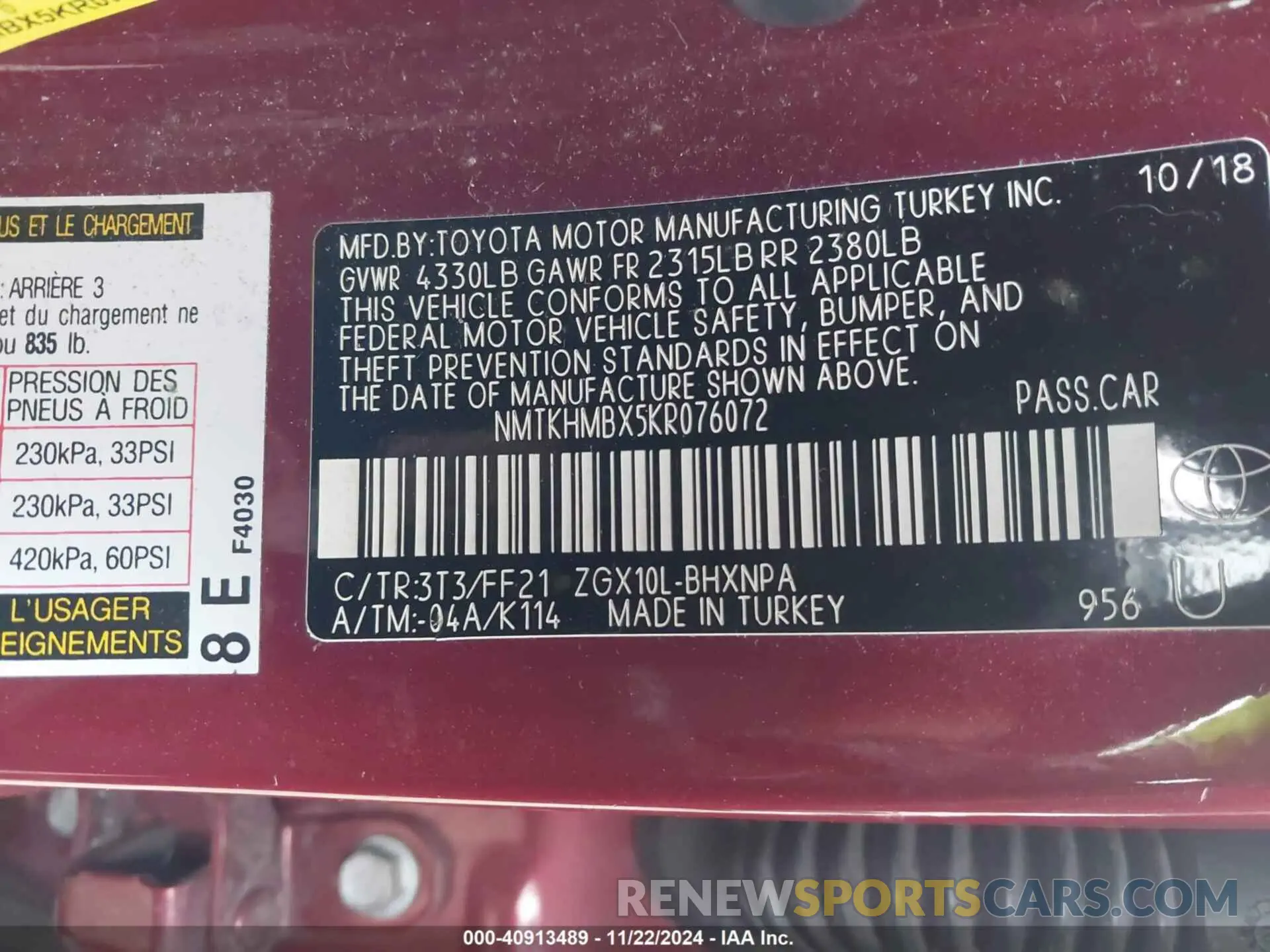 9 fotografías del automóvil dañado NMTKHMBX5KR076072 TOYOTA C-HR 2019