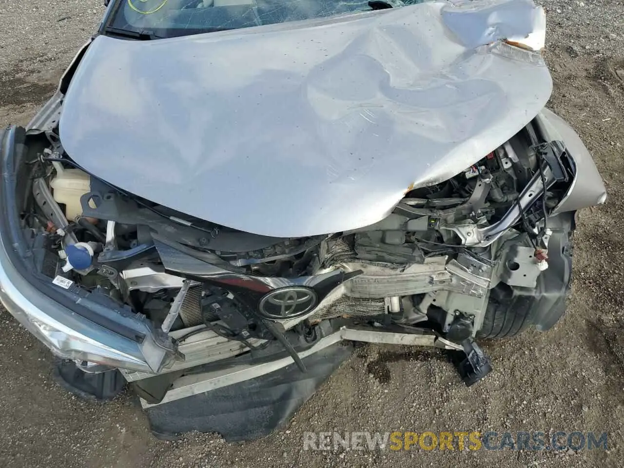 11 fotografías del automóvil dañado NMTKHMBX5KR083796 TOYOTA C-HR 2019