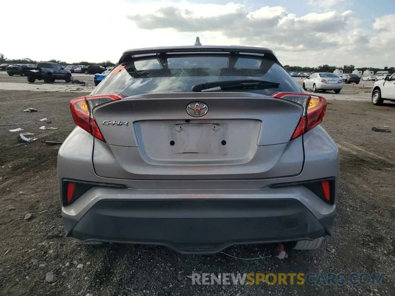6 fotografías del automóvil dañado NMTKHMBX5KR083796 TOYOTA C-HR 2019
