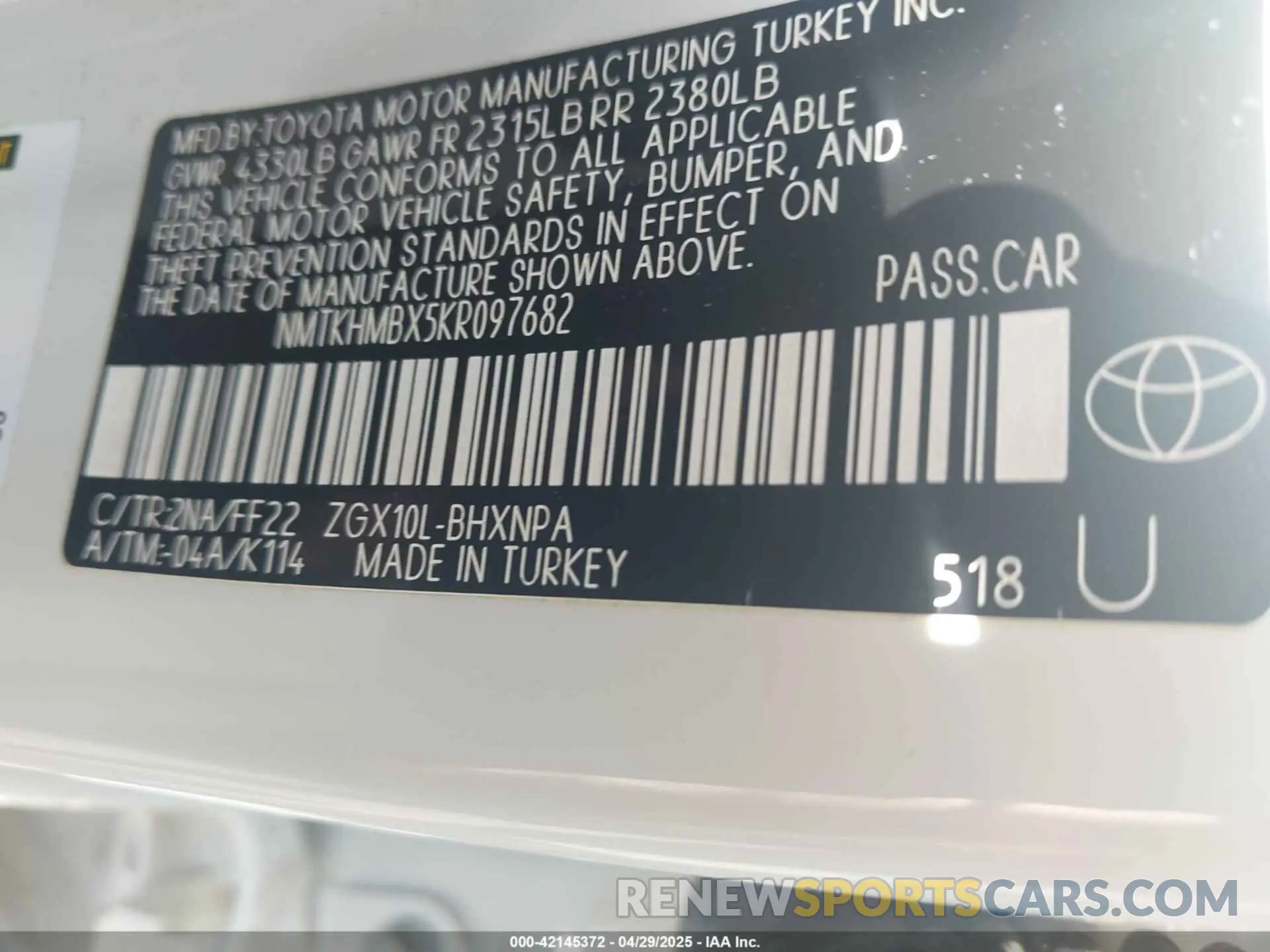 9 fotografías del automóvil dañado NMTKHMBX5KR097682 TOYOTA C-HR 2019