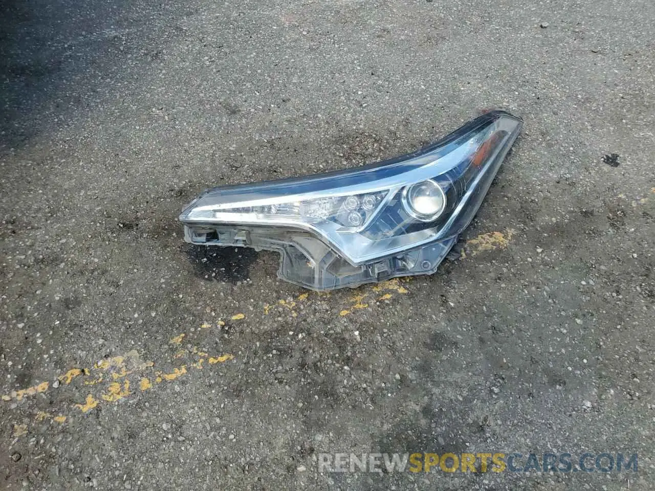 12 fotografías del automóvil dañado NMTKHMBX8KR081458 TOYOTA C-HR 2019