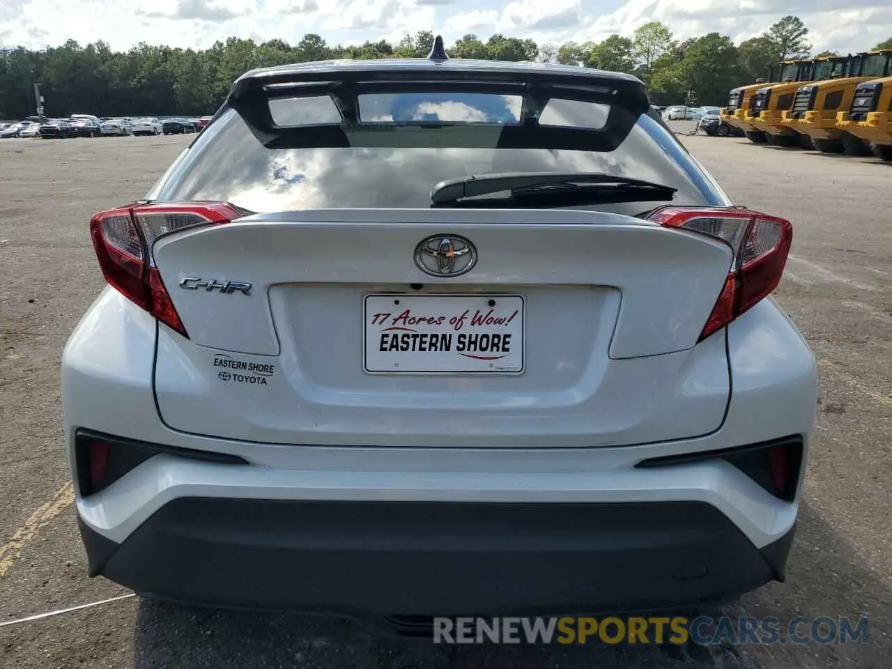 6 fotografías del automóvil dañado NMTKHMBX8KR081458 TOYOTA C-HR 2019