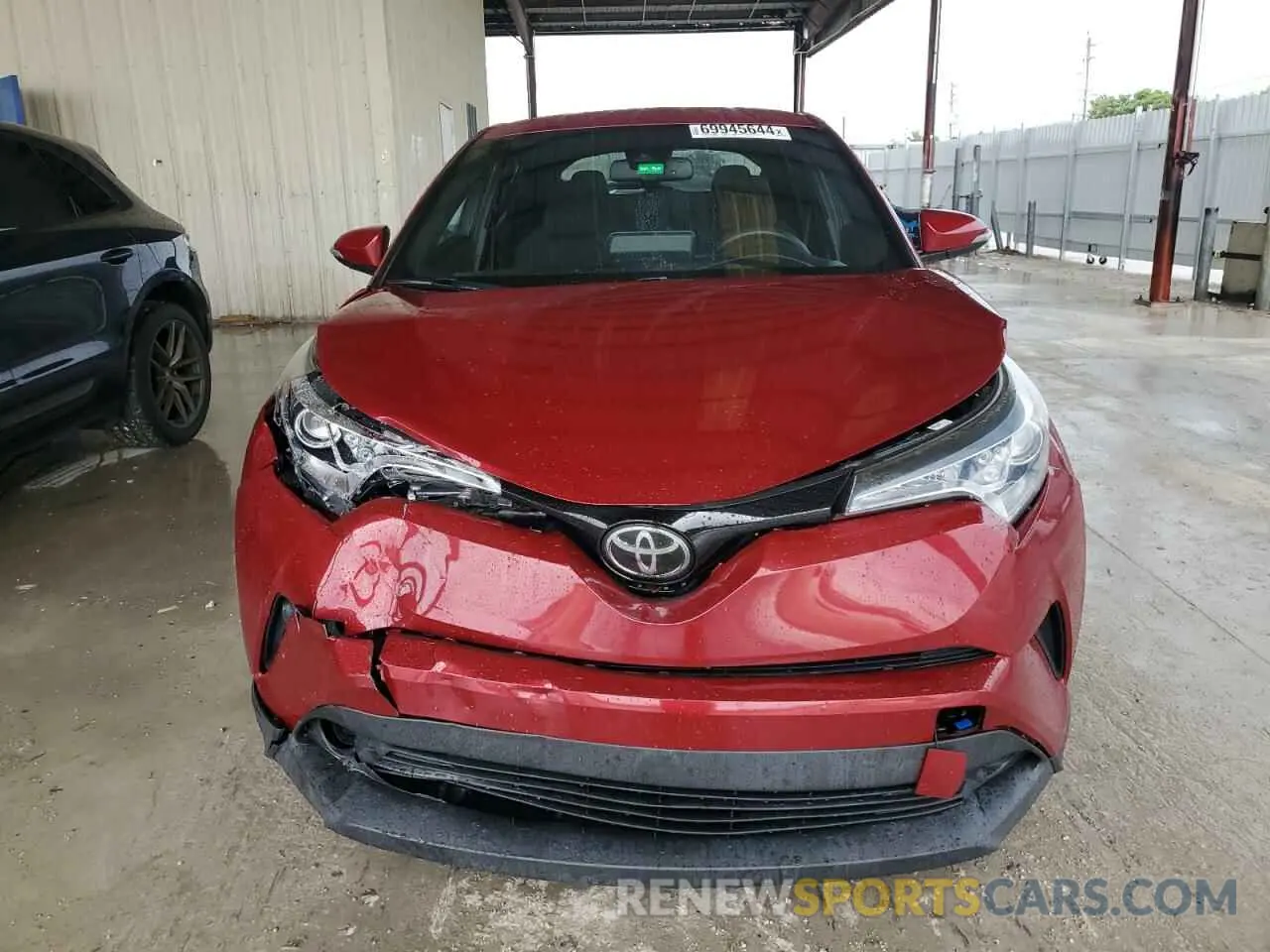 5 fotografías del automóvil dañado NMTKHMBX8KR090306 TOYOTA C-HR 2019