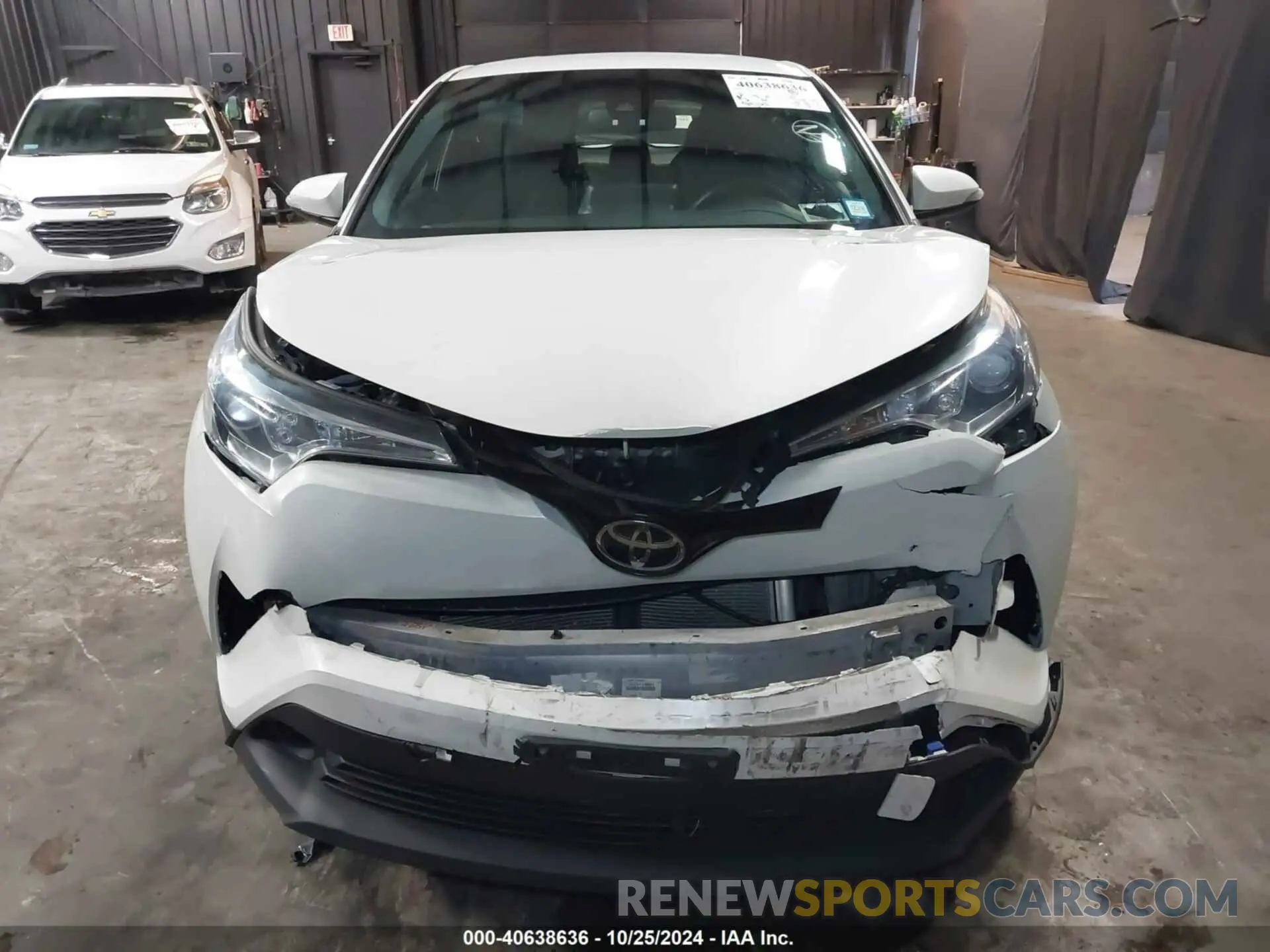 6 fotografías del automóvil dañado NMTKHMBX8KR090628 TOYOTA C-HR 2019
