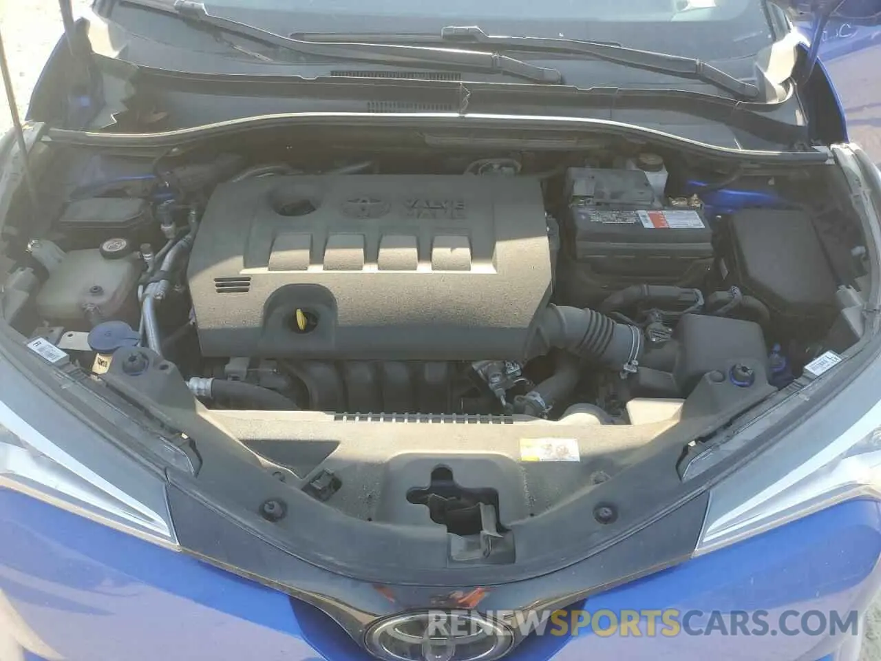12 fotografías del automóvil dañado NMTKHMBX8KR097773 TOYOTA C-HR 2019