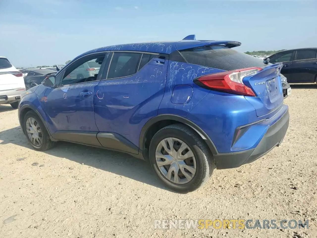 2 fotografías del automóvil dañado NMTKHMBX8KR097773 TOYOTA C-HR 2019
