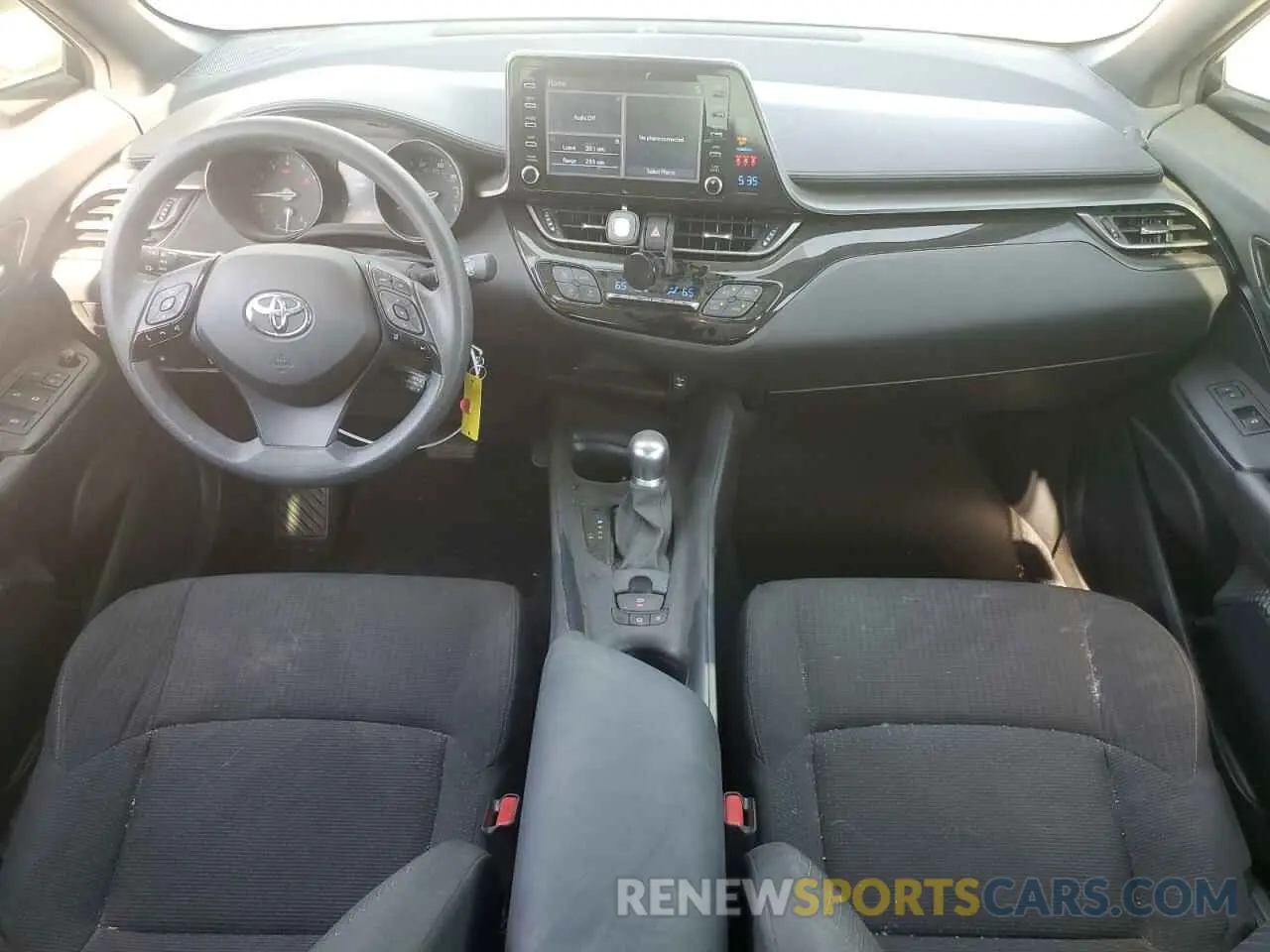 8 fotografías del automóvil dañado NMTKHMBX8KR097773 TOYOTA C-HR 2019