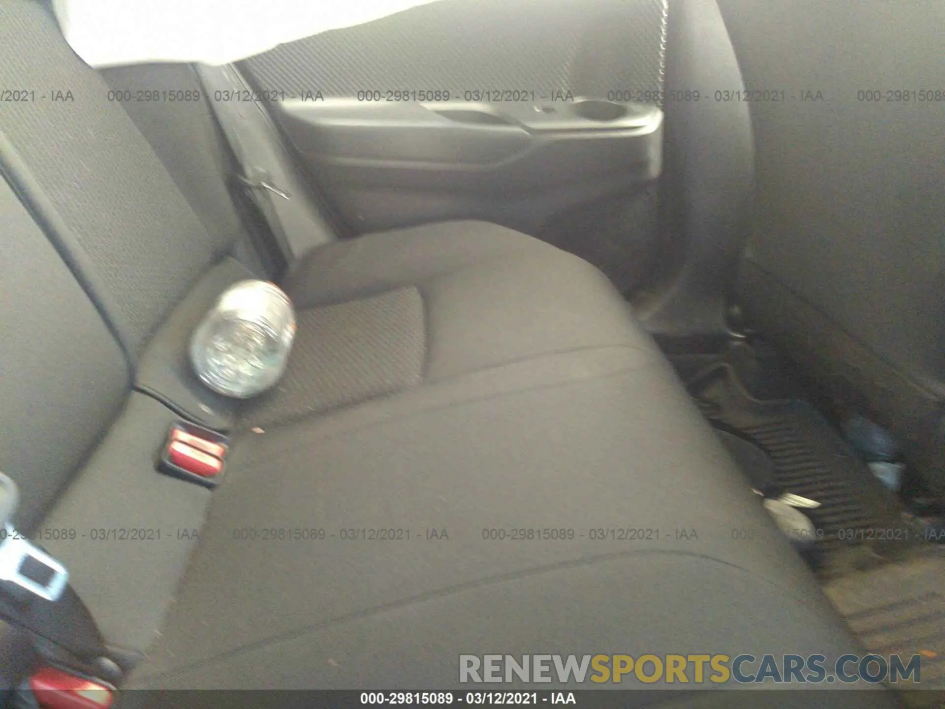 8 fotografías del automóvil dañado NMTKHMBX9KR074678 TOYOTA C-HR 2019