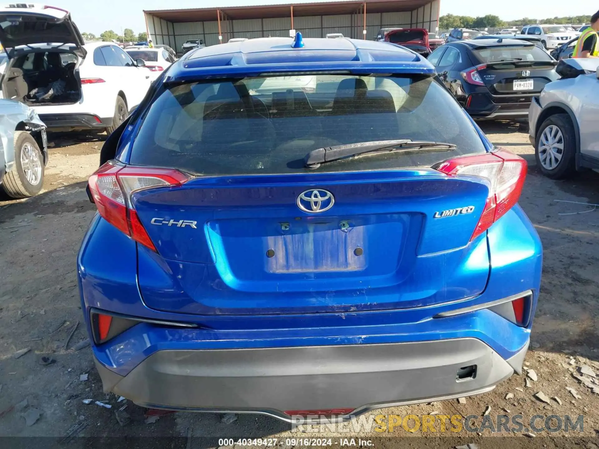 16 fotografías del automóvil dañado NMTKHMBX9KR083283 TOYOTA C-HR 2019