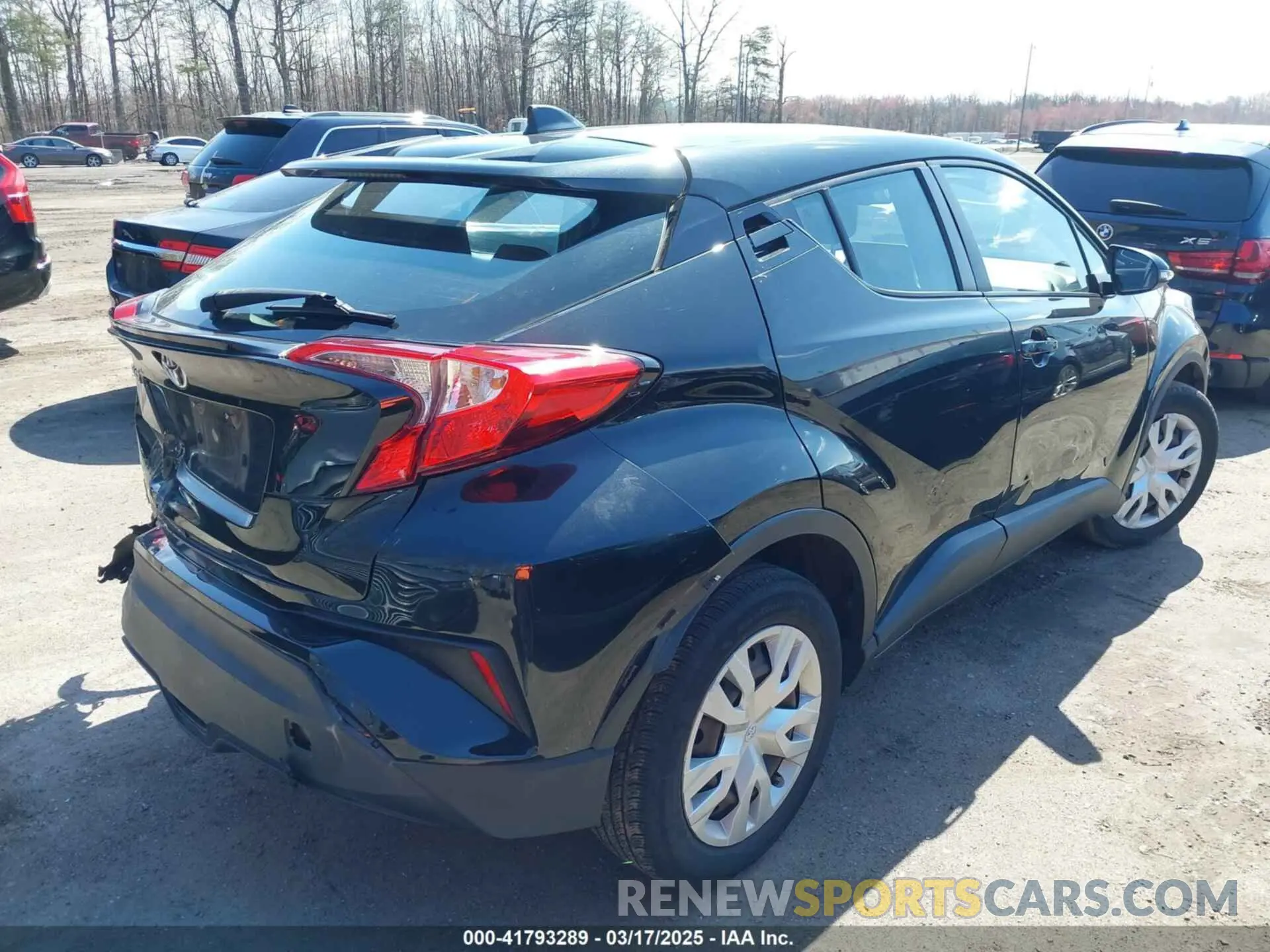 4 fotografías del automóvil dañado NMTKHMBX9KR086524 TOYOTA C-HR 2019