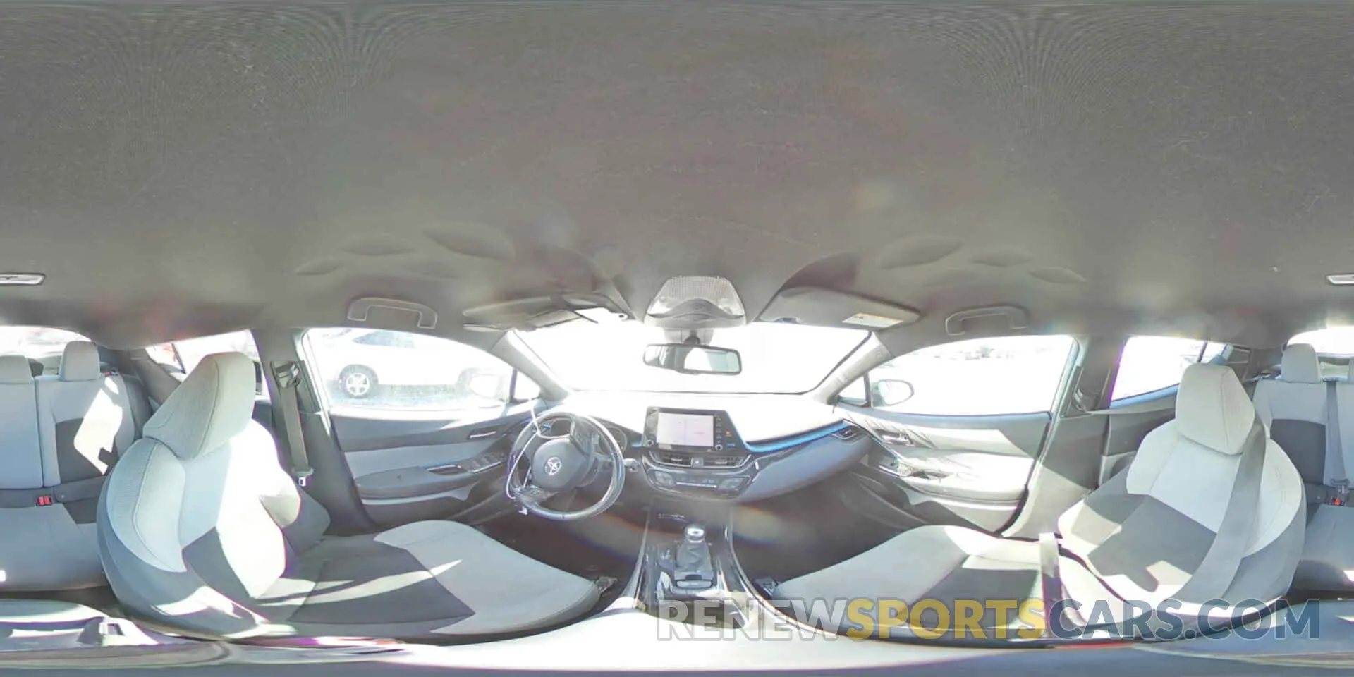 15 fotografías del automóvil dañado NMTKHMBX9KR095787 TOYOTA C-HR 2019