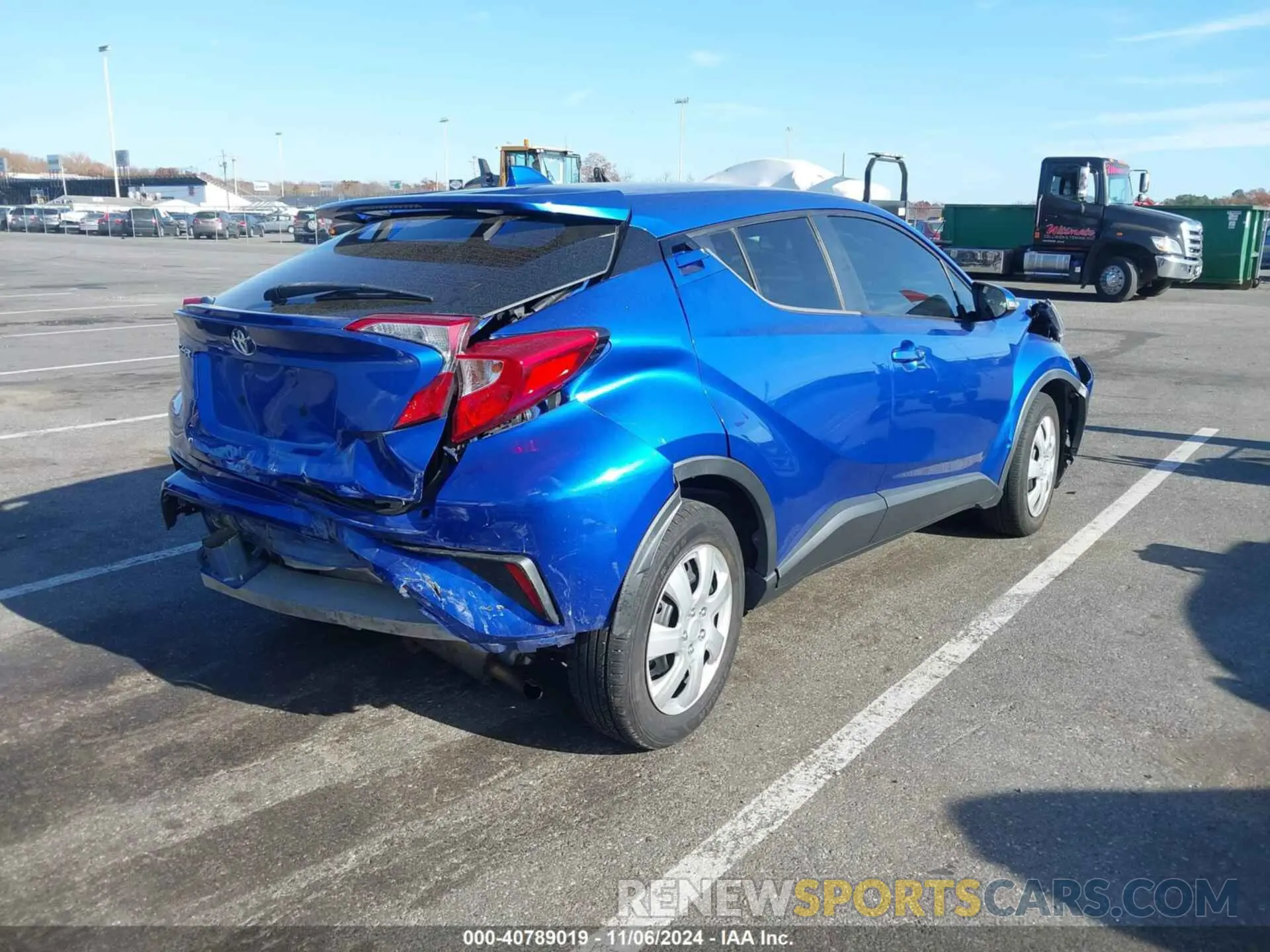16 fotografías del automóvil dañado NMTKHMBX9KR099791 TOYOTA C-HR 2019