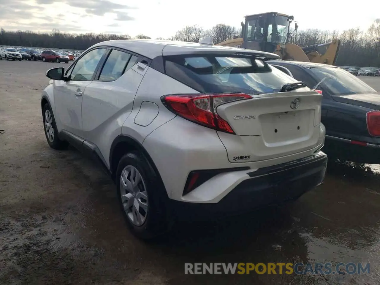 2 fotografías del automóvil dañado NMTKHMBX9KR100325 TOYOTA C-HR 2019