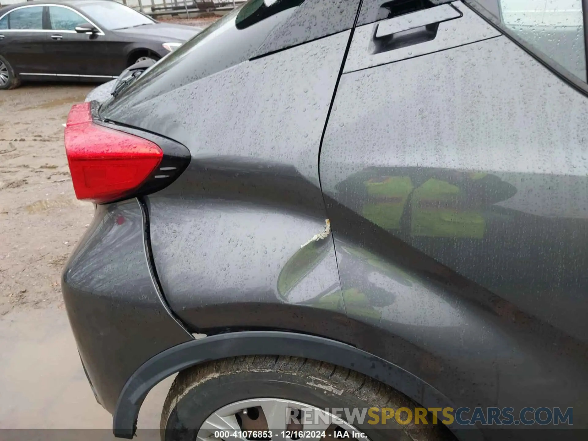 17 fotografías del automóvil dañado NMTKHMBXXKR068792 TOYOTA C-HR 2019