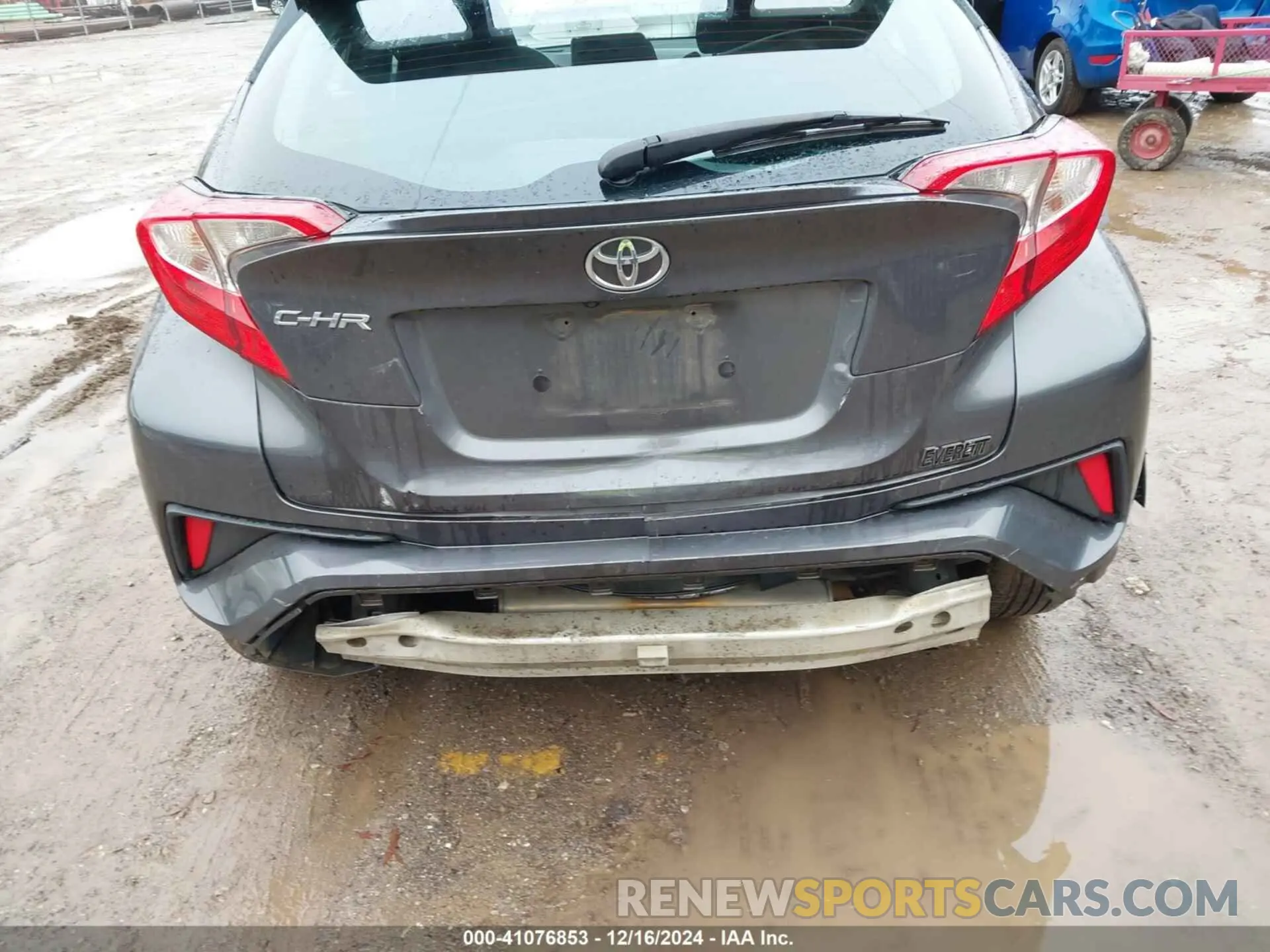 6 fotografías del automóvil dañado NMTKHMBXXKR068792 TOYOTA C-HR 2019