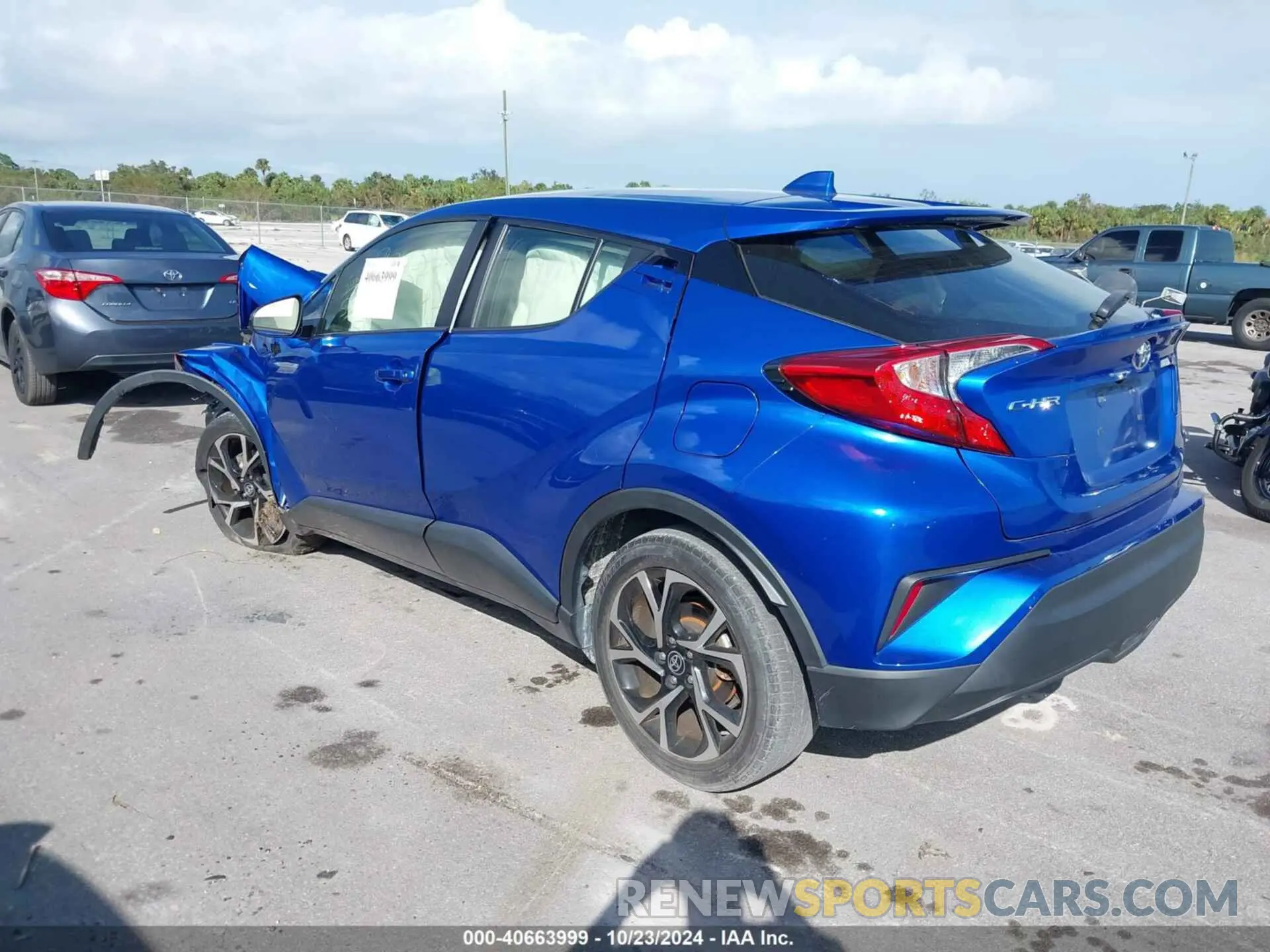 3 fotografías del automóvil dañado JTNKHMBX0L1090943 TOYOTA C-HR 2020