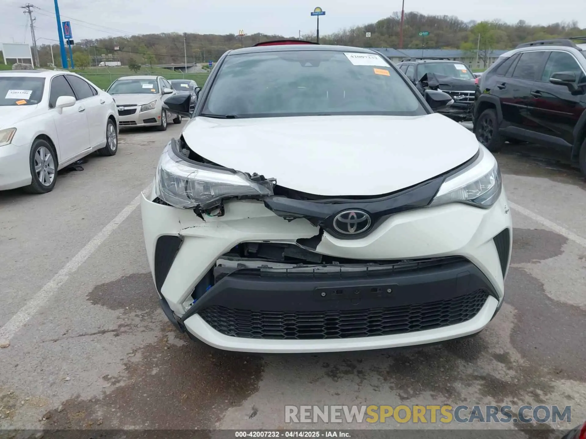12 fotografías del automóvil dañado JTNKHMBX1L1066943 TOYOTA C-HR 2020