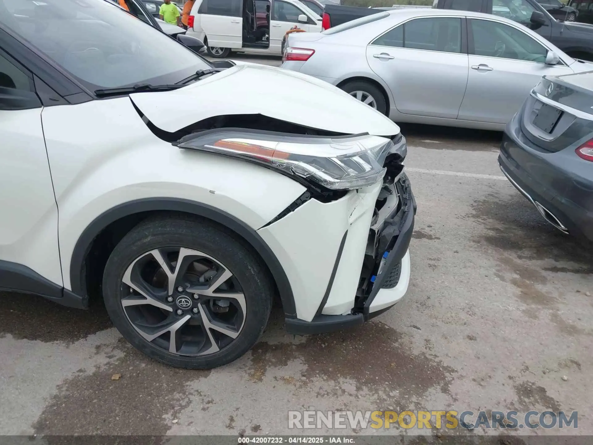 18 fotografías del automóvil dañado JTNKHMBX1L1066943 TOYOTA C-HR 2020