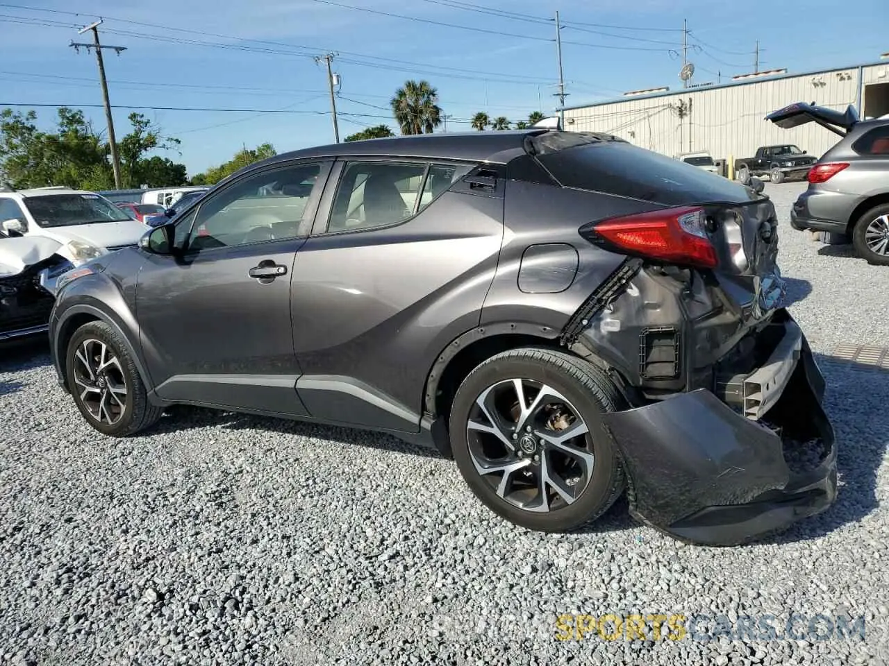 2 fotografías del automóvil dañado JTNKHMBX1L1073634 TOYOTA C-HR 2020