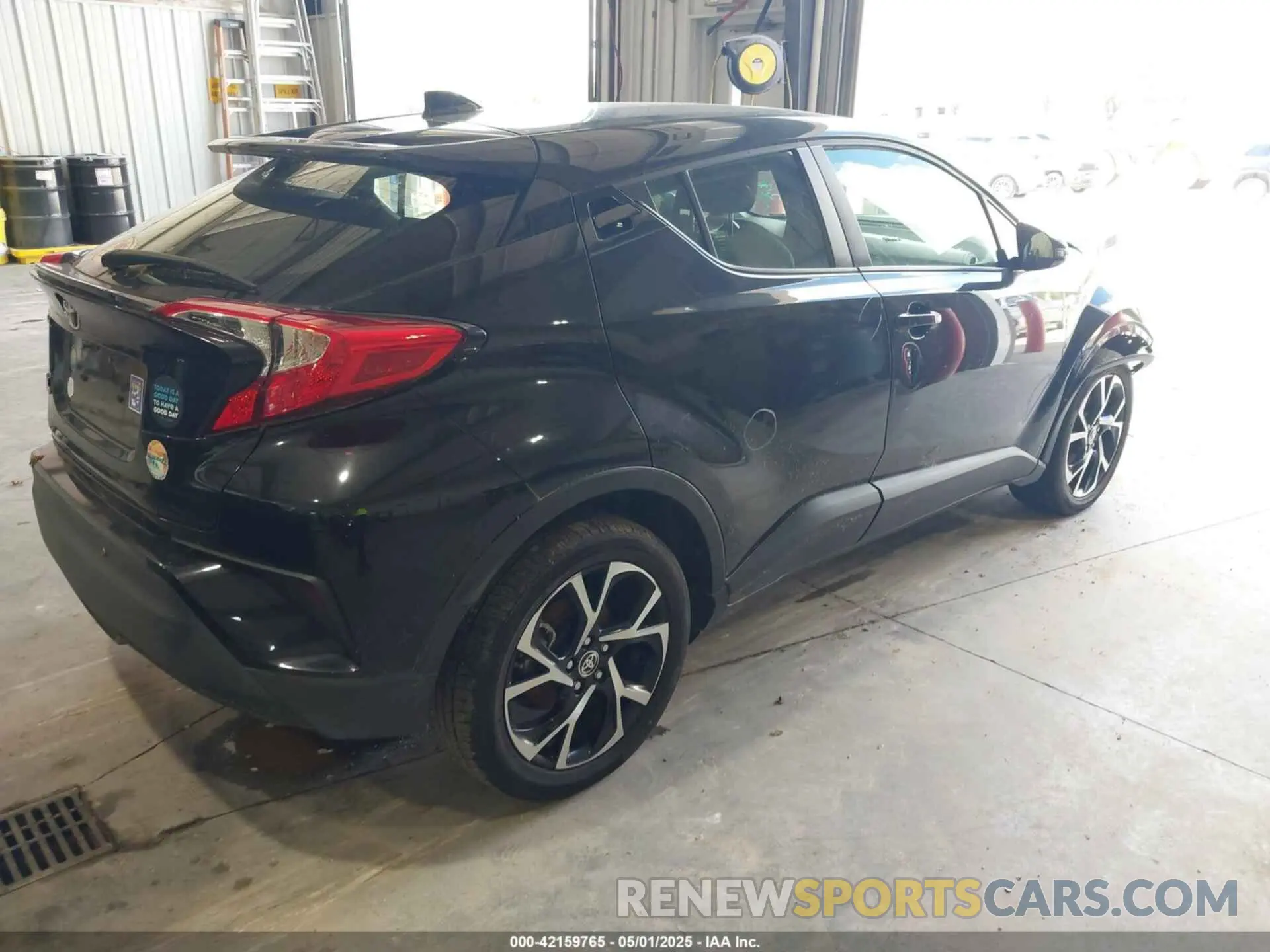 4 fotografías del automóvil dañado JTNKHMBX1L1077957 TOYOTA C-HR 2020