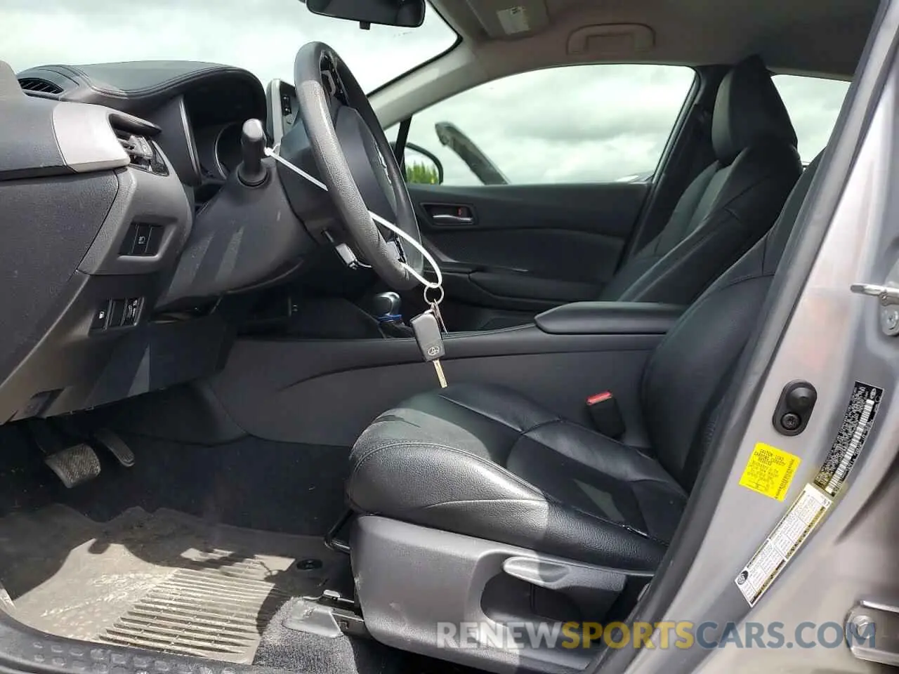 7 fotografías del automóvil dañado JTNKHMBX1L1078963 TOYOTA C-HR 2020