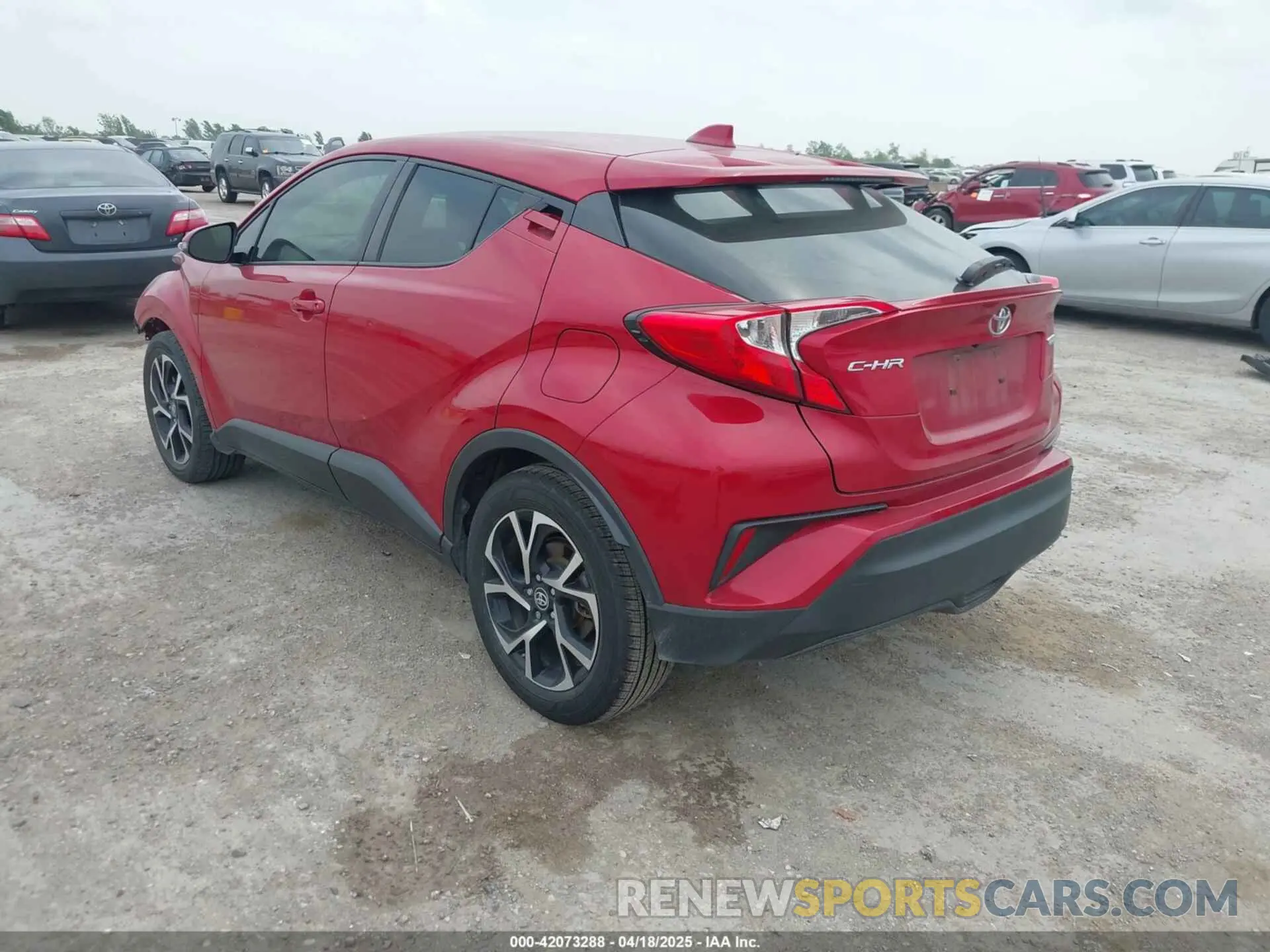 3 fotografías del automóvil dañado JTNKHMBX1L1084844 TOYOTA C-HR 2020