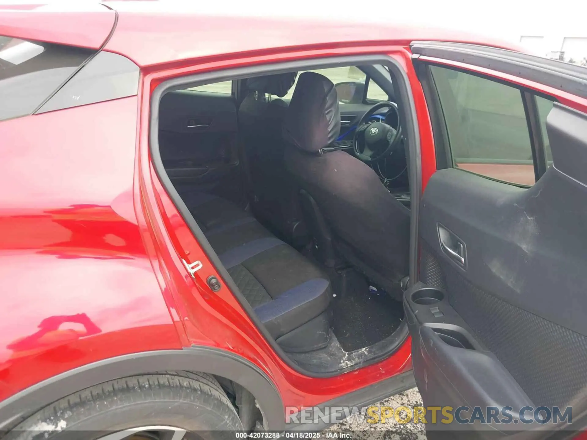 8 fotografías del automóvil dañado JTNKHMBX1L1084844 TOYOTA C-HR 2020