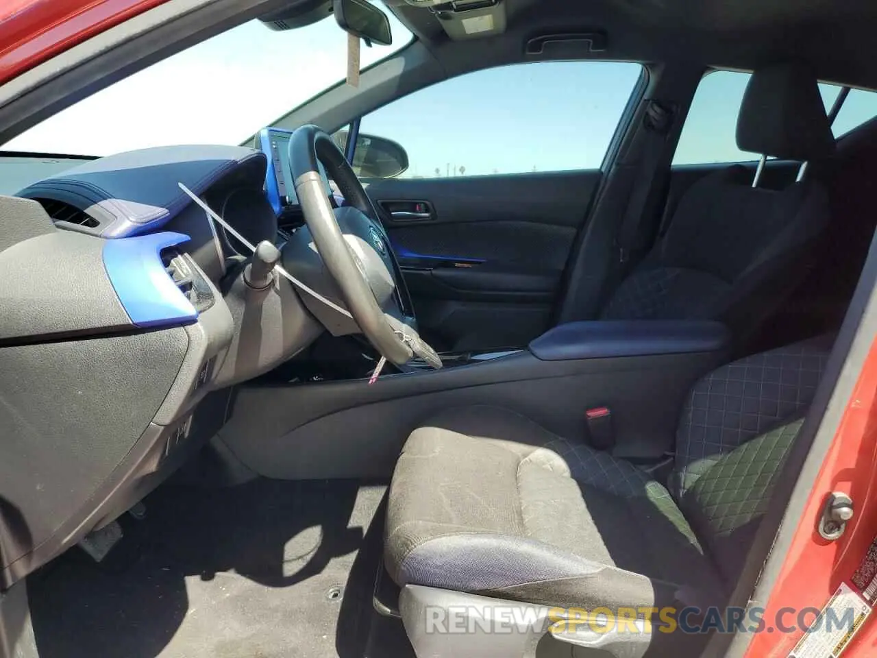 7 fotografías del automóvil dañado JTNKHMBX2L1081547 TOYOTA C-HR 2020