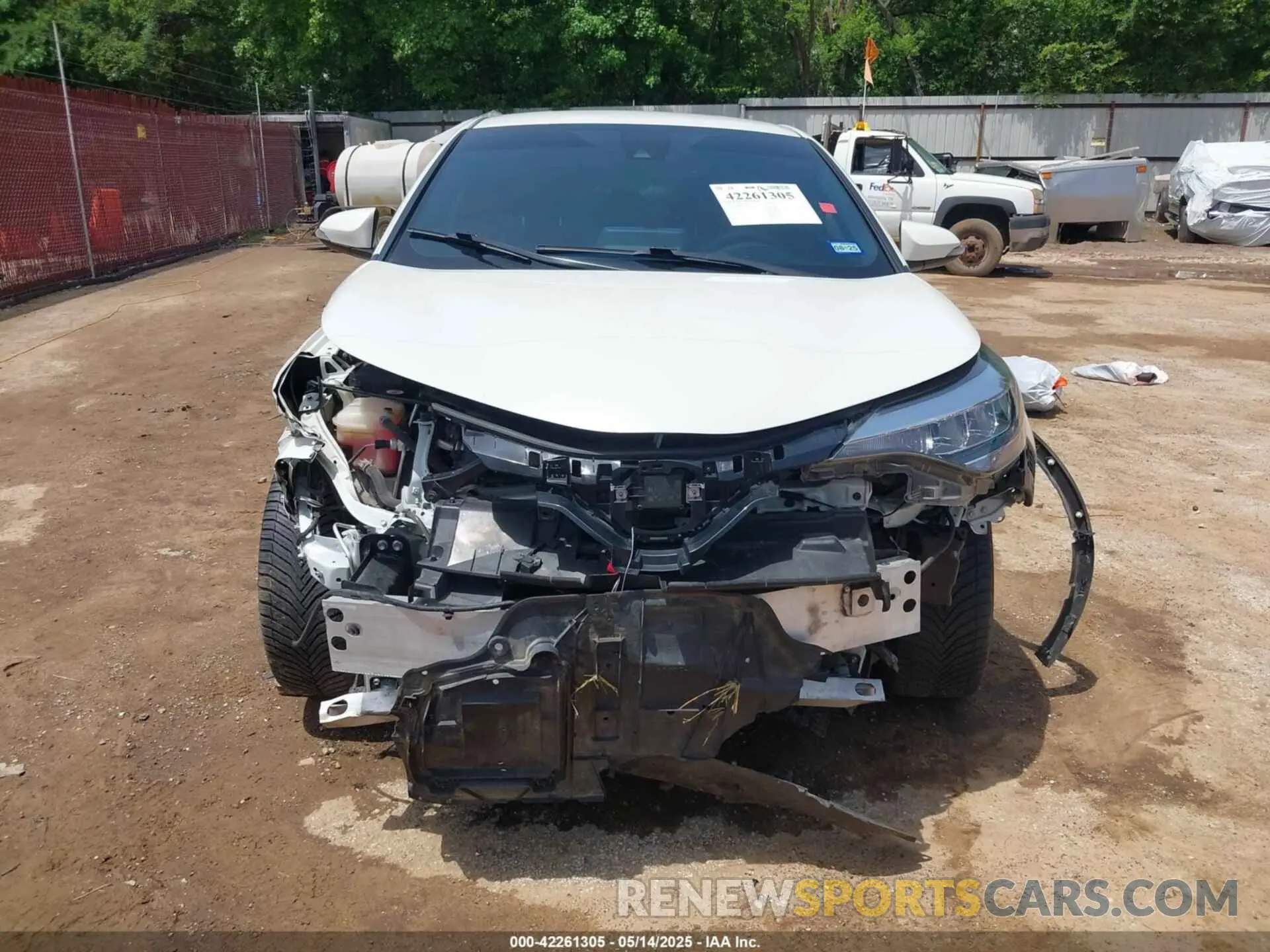 18 fotografías del automóvil dañado JTNKHMBX2L1083587 TOYOTA C-HR 2020