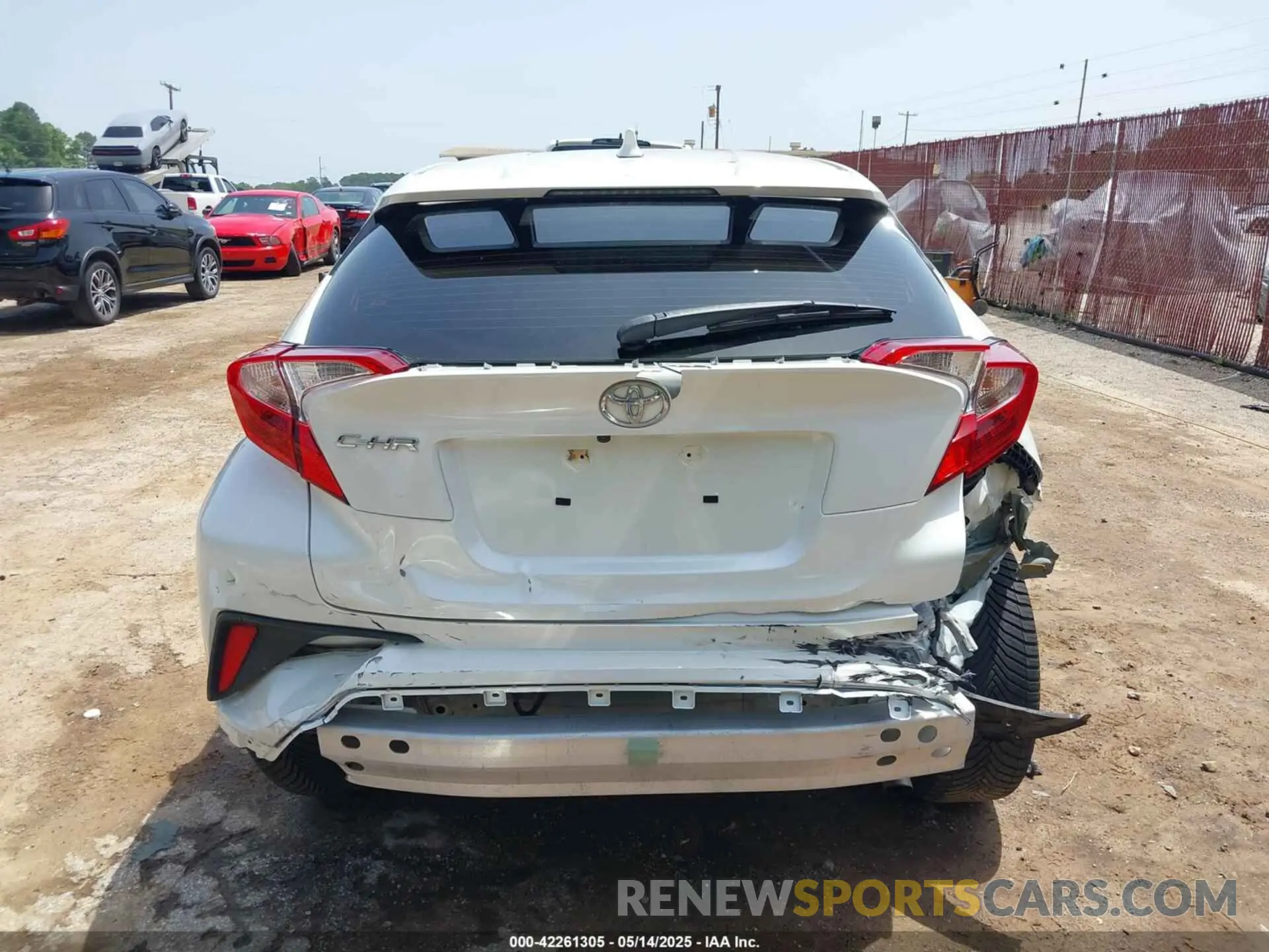 20 fotografías del automóvil dañado JTNKHMBX2L1083587 TOYOTA C-HR 2020