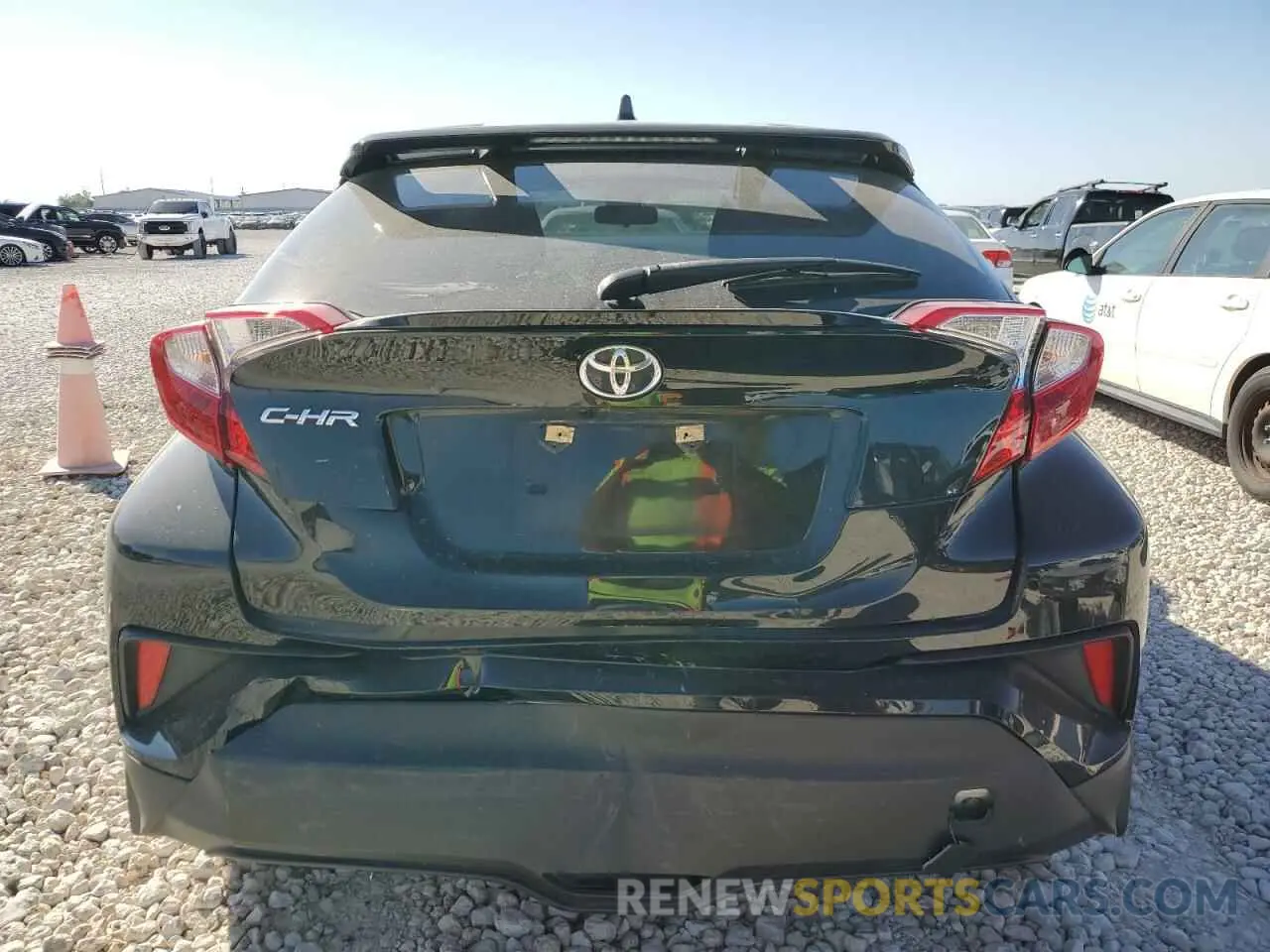6 fotografías del automóvil dañado JTNKHMBX2L1091155 TOYOTA C-HR 2020
