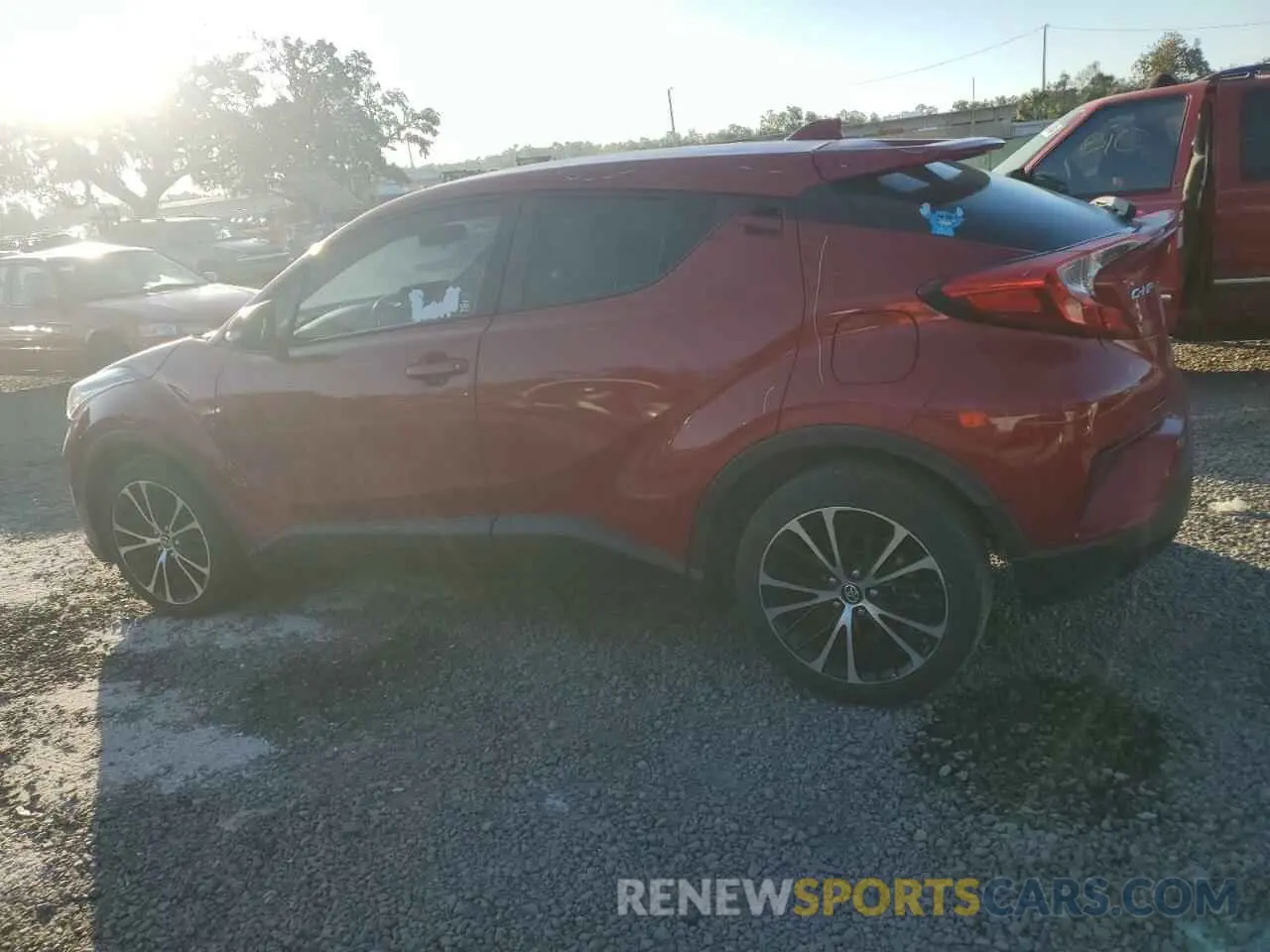 2 fotografías del automóvil dañado JTNKHMBX3L1072128 TOYOTA C-HR 2020