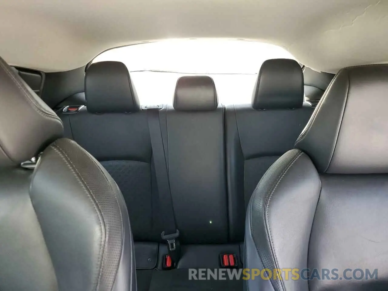 10 fotografías del automóvil dañado JTNKHMBX3L1074624 TOYOTA C-HR 2020