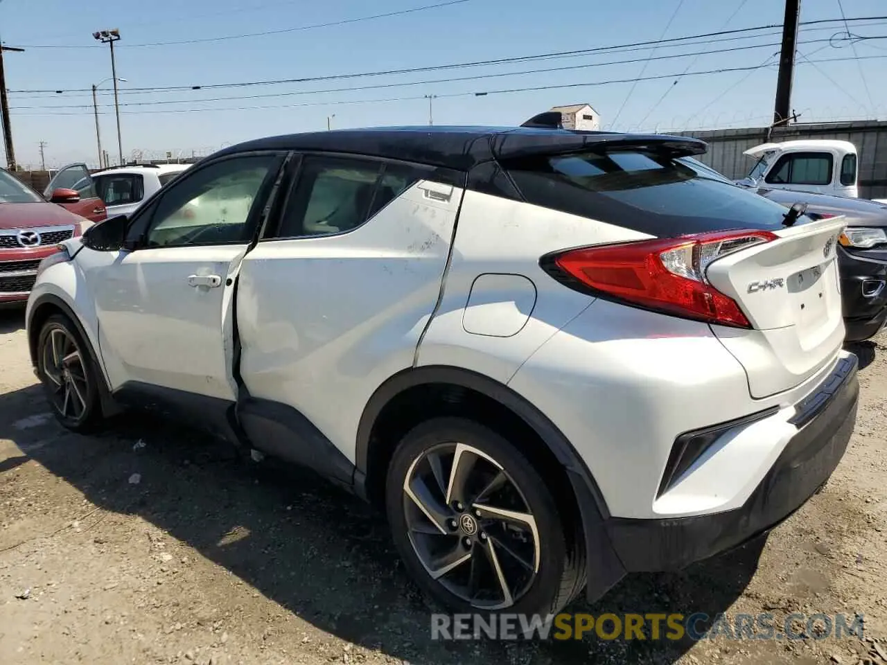 2 fotografías del automóvil dañado JTNKHMBX3L1074624 TOYOTA C-HR 2020