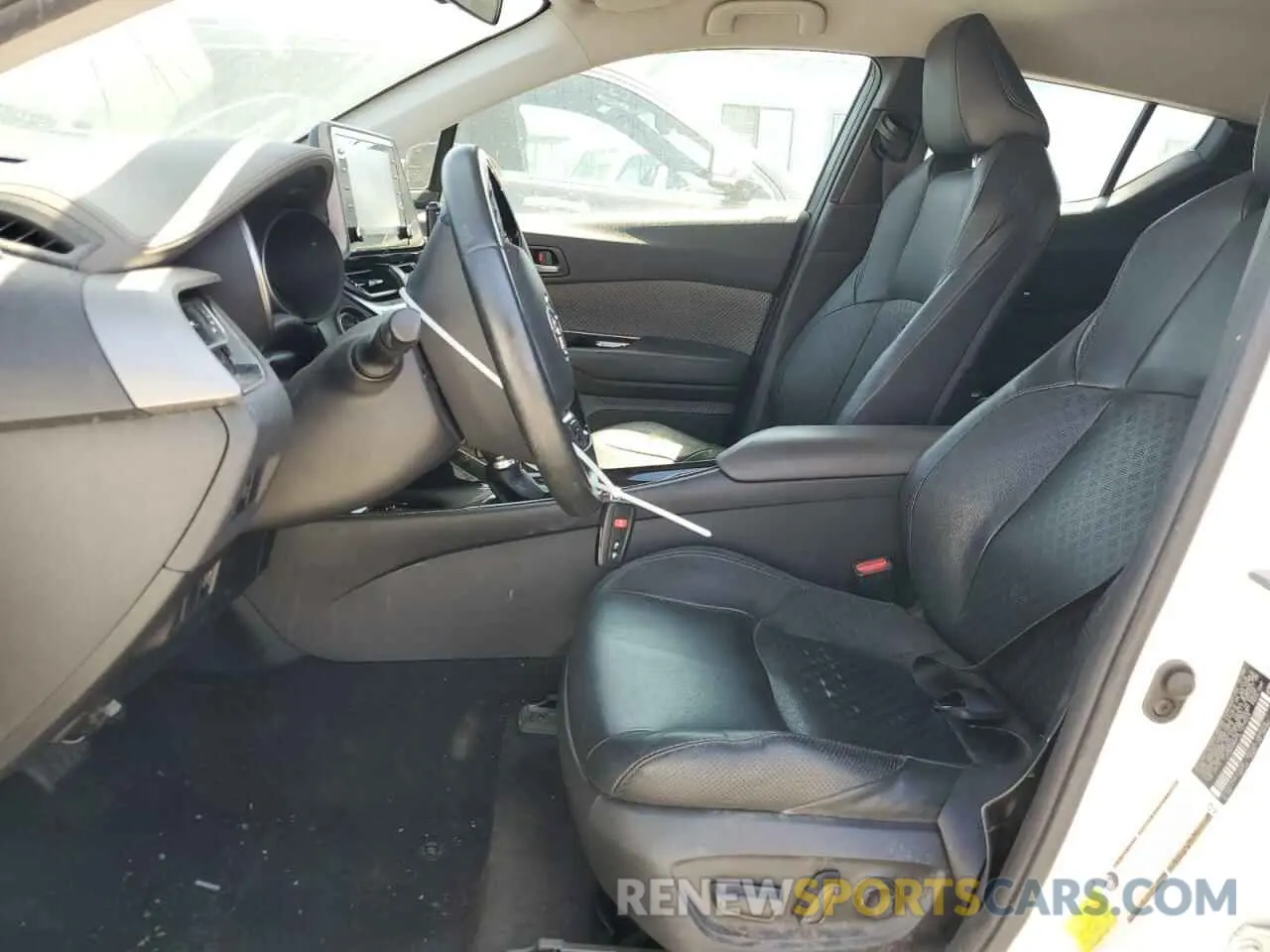 7 fotografías del automóvil dañado JTNKHMBX3L1074624 TOYOTA C-HR 2020