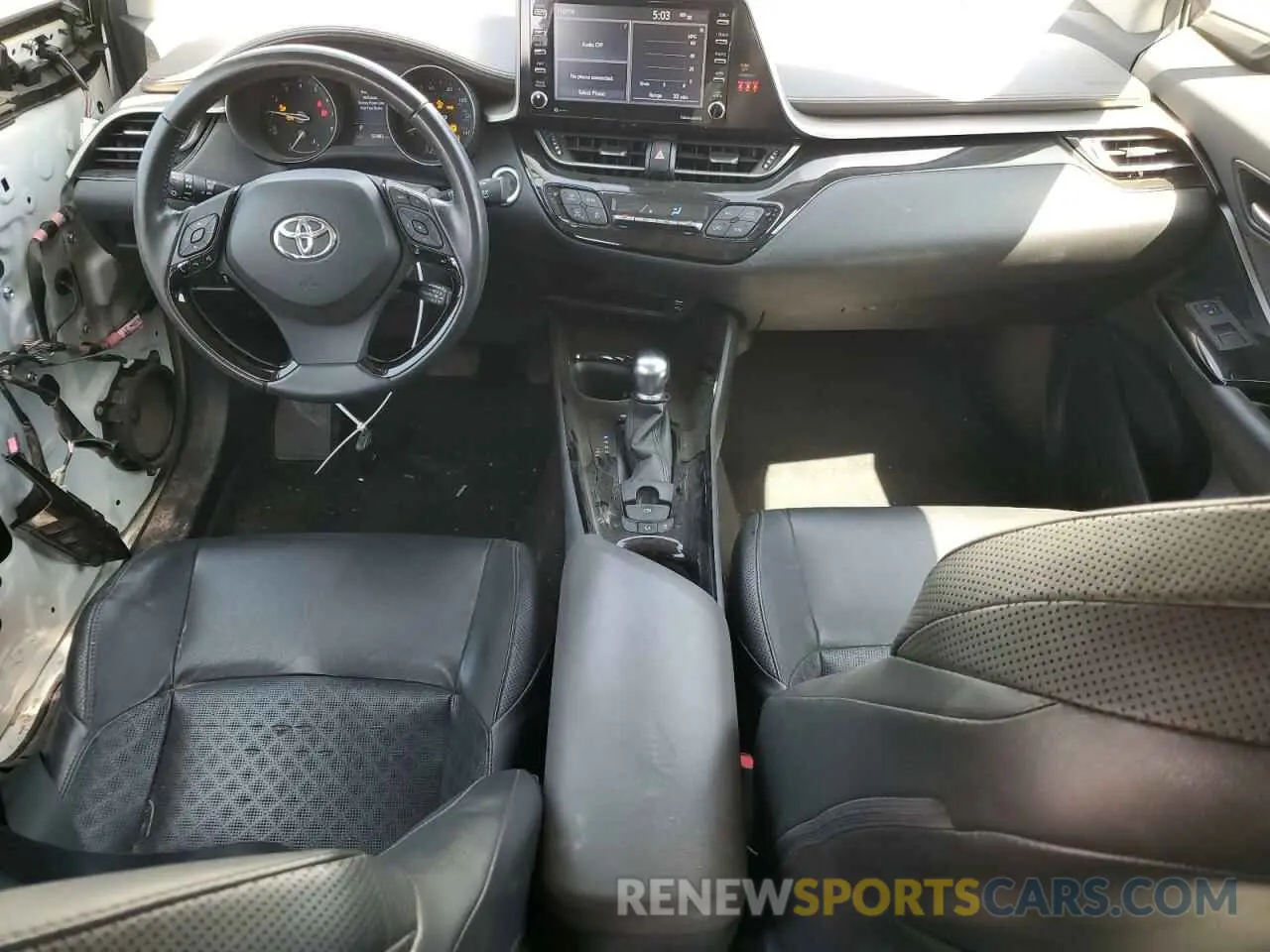 8 fotografías del automóvil dañado JTNKHMBX3L1074624 TOYOTA C-HR 2020