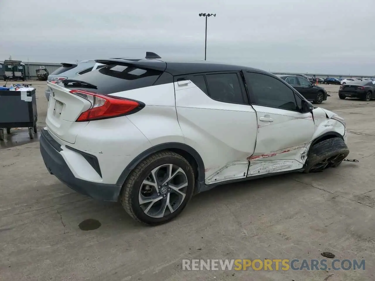 3 fotografías del automóvil dañado JTNKHMBX3L1087972 TOYOTA C-HR 2020