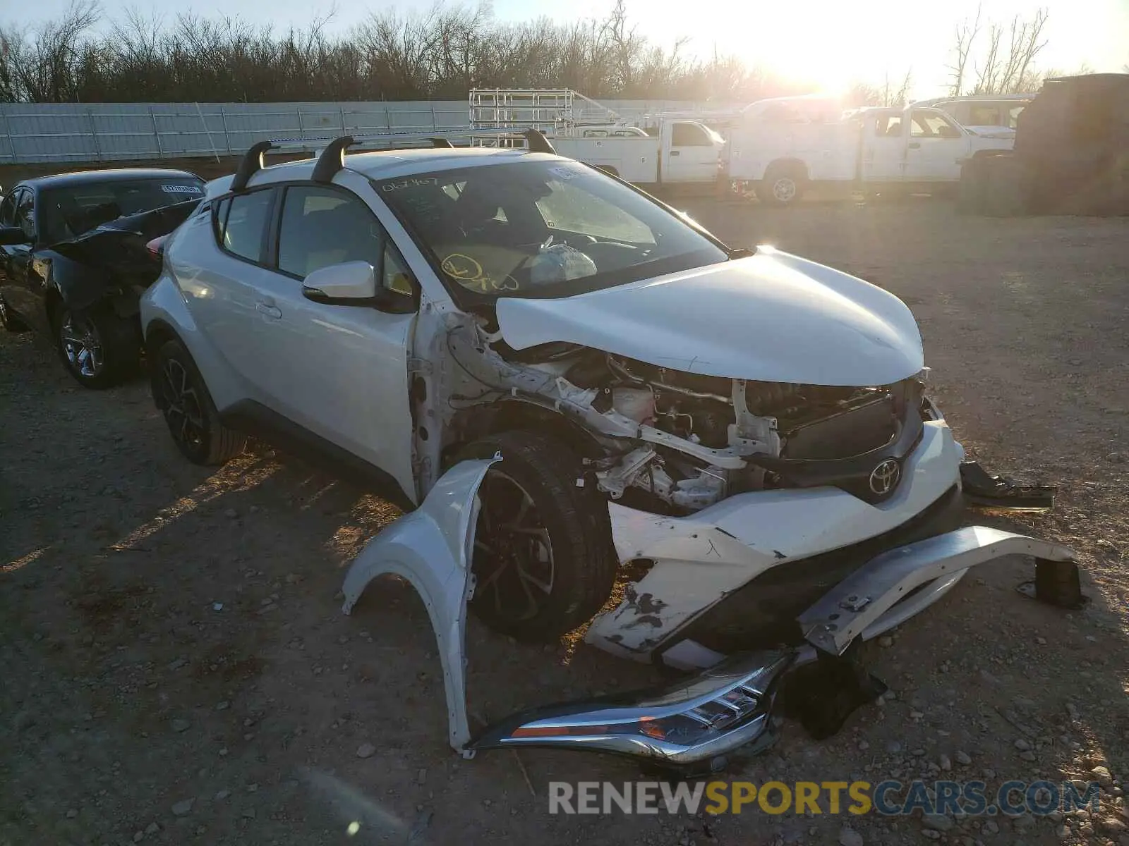 1 fotografías del automóvil dañado JTNKHMBX4L1067407 TOYOTA C-HR 2020