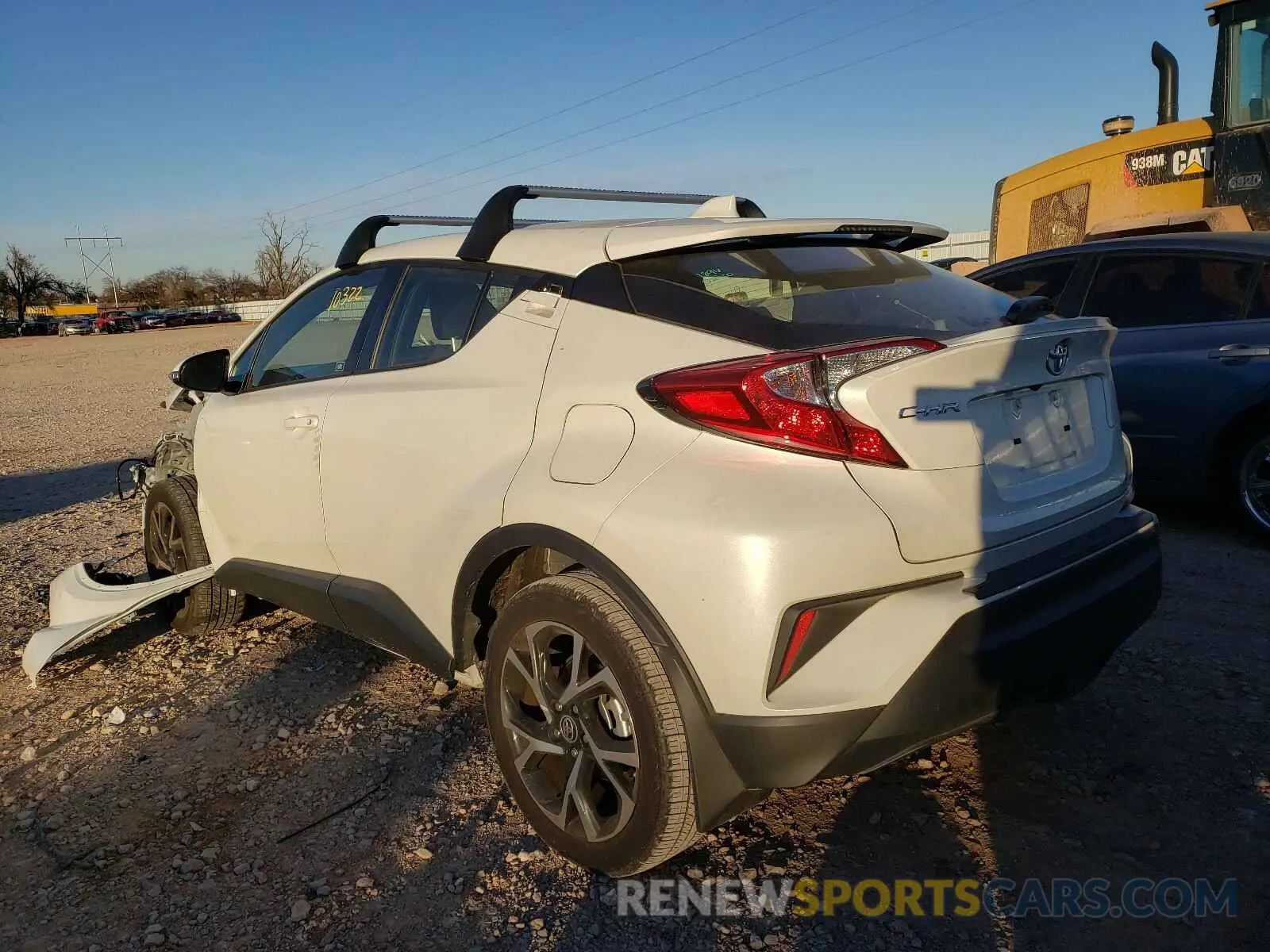 3 fotografías del automóvil dañado JTNKHMBX4L1067407 TOYOTA C-HR 2020