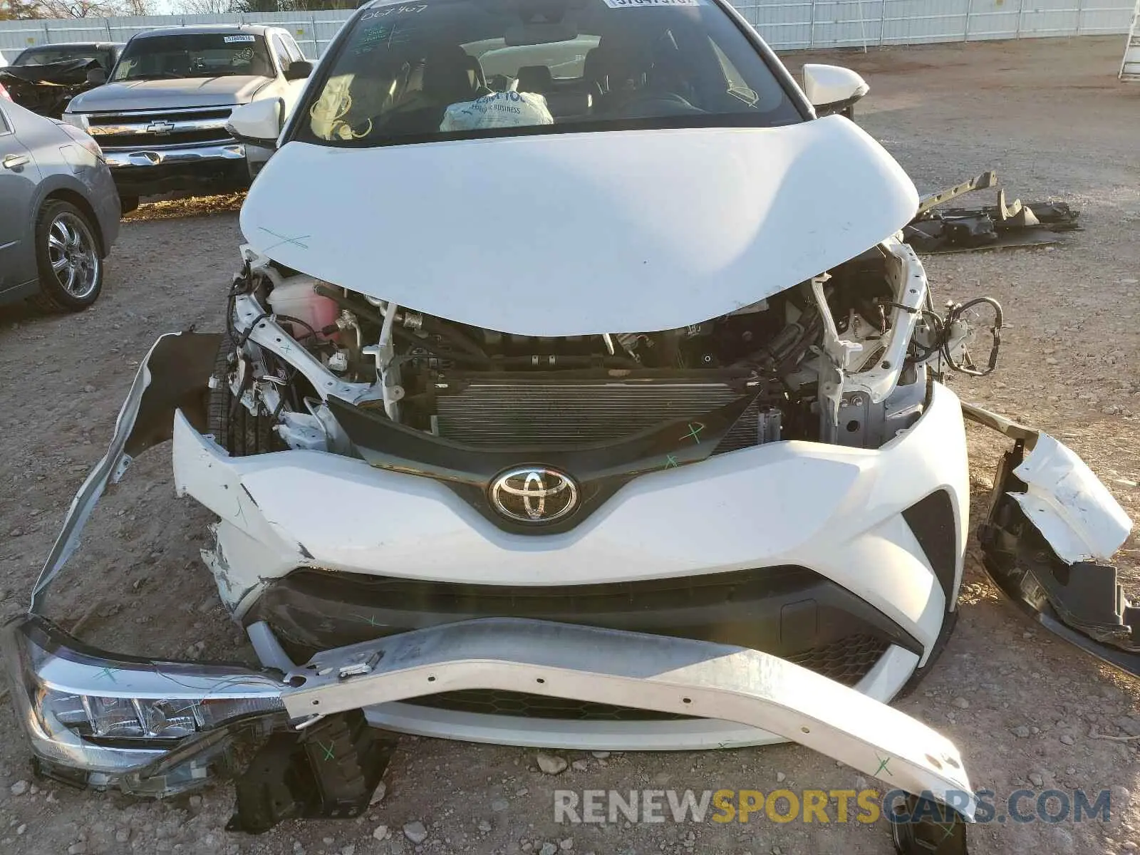 9 fotografías del automóvil dañado JTNKHMBX4L1067407 TOYOTA C-HR 2020