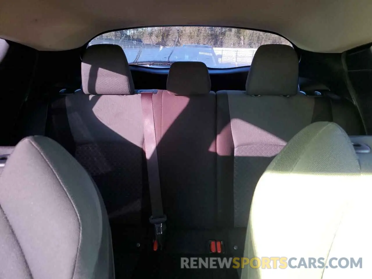 10 fotografías del automóvil dañado JTNKHMBX4L1091769 TOYOTA C-HR 2020