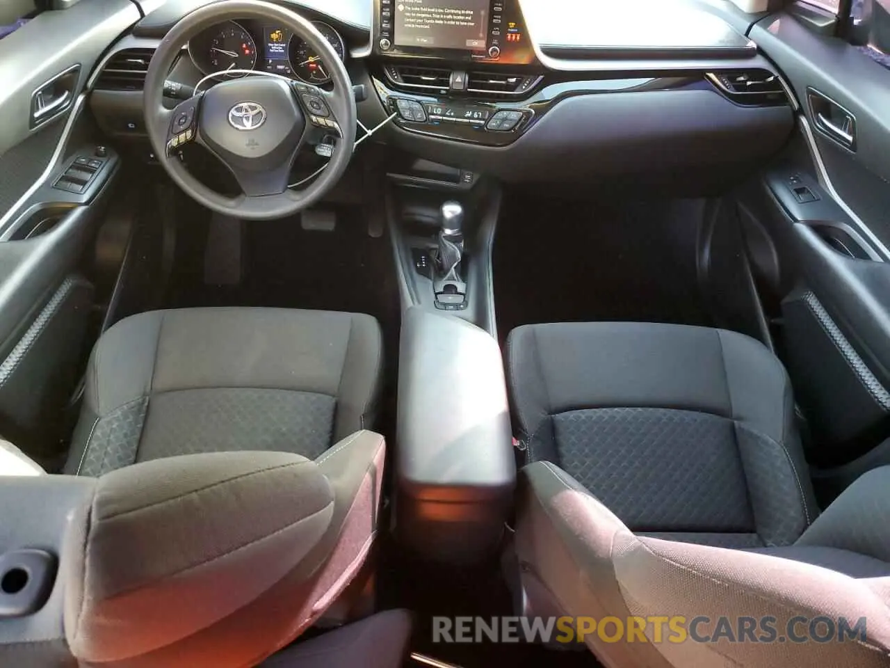 8 fotografías del automóvil dañado JTNKHMBX4L1091769 TOYOTA C-HR 2020