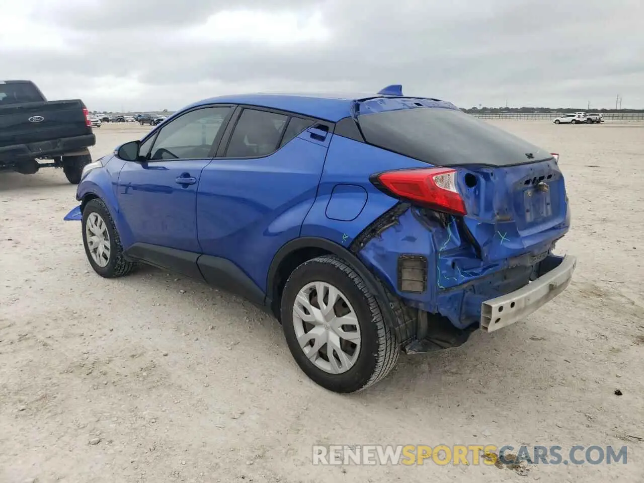 2 fotografías del automóvil dañado JTNKHMBX4L1092596 TOYOTA C-HR 2020